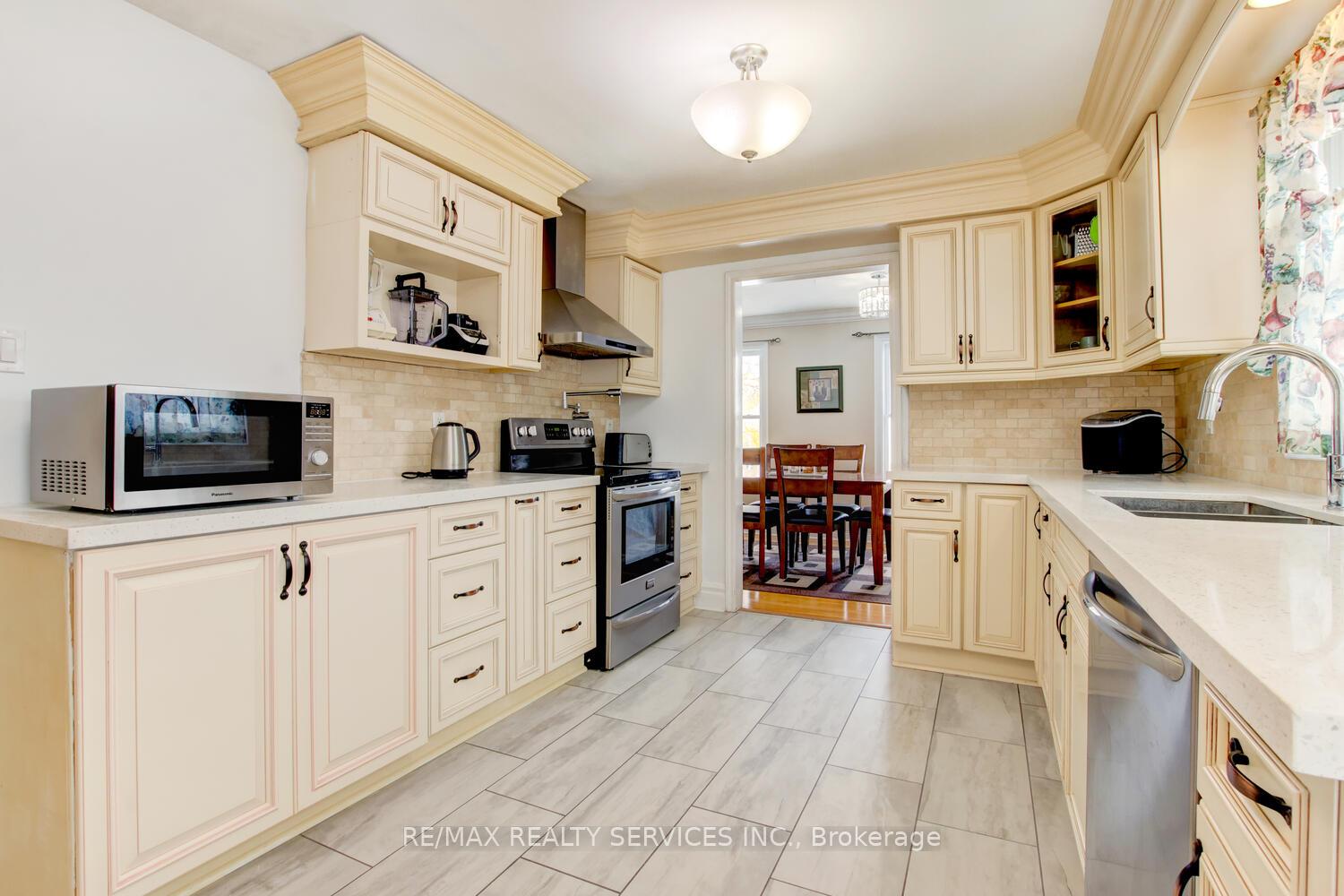 Photo 17 of 19 Nutmeg Street, Brampton, Westgate — HOMEH