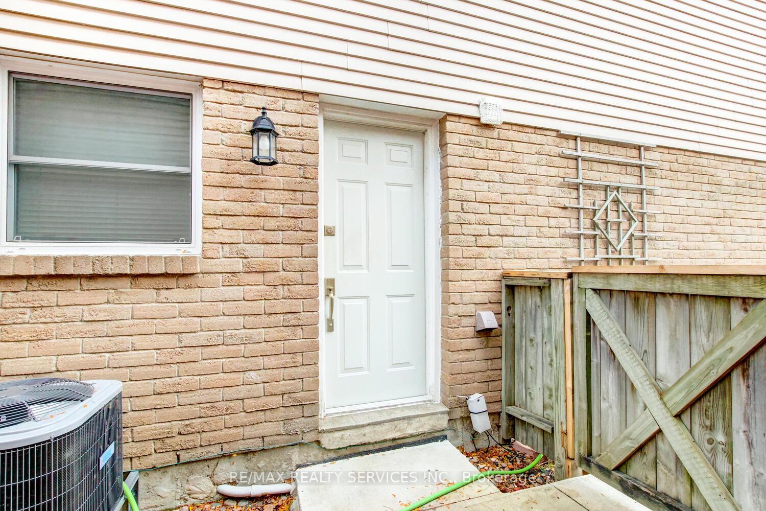 Photo 40 of 19 Nutmeg Street, Brampton, Westgate — HOMEH