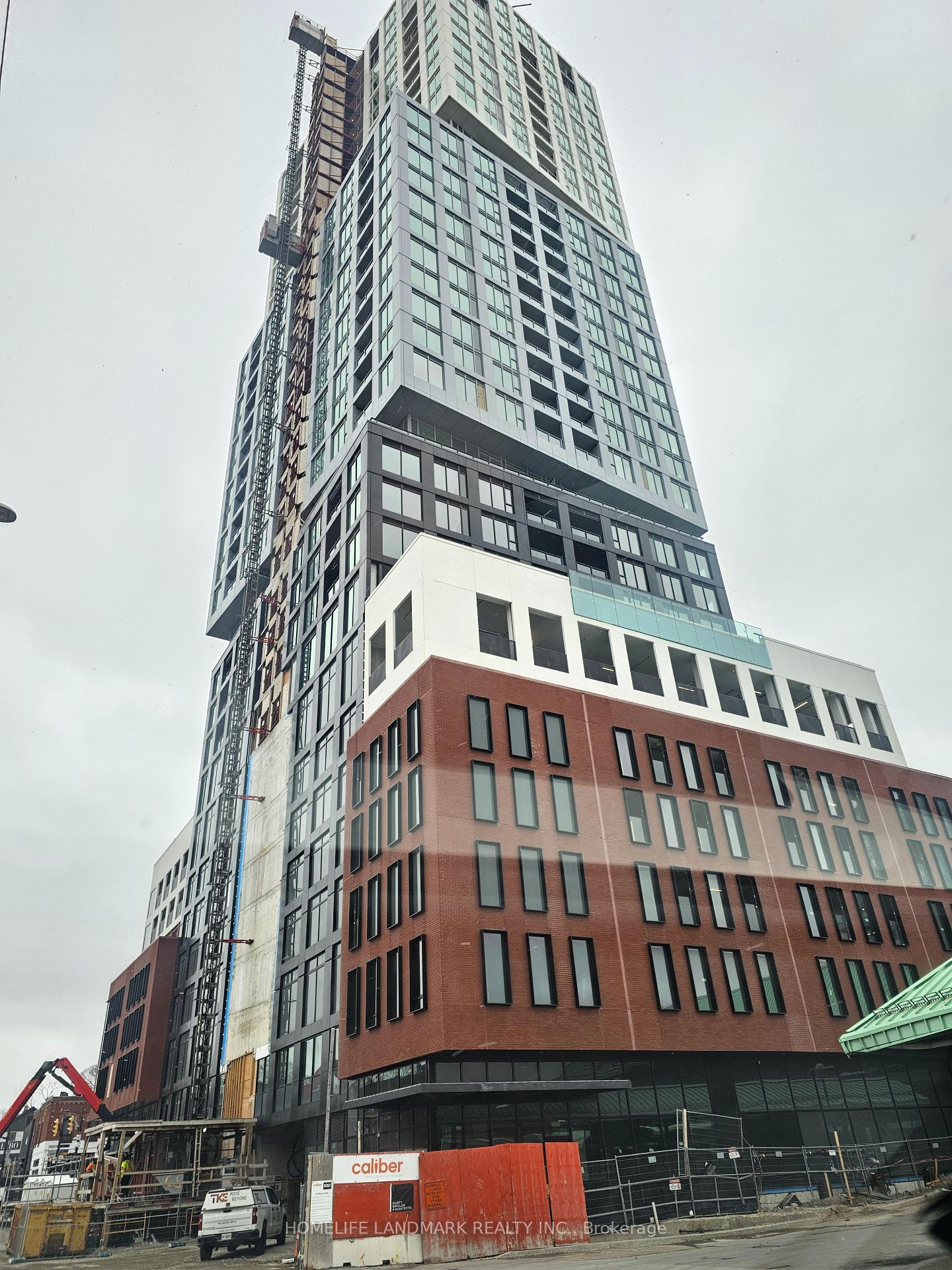 Front of Unit 1811, 39 Mary Street