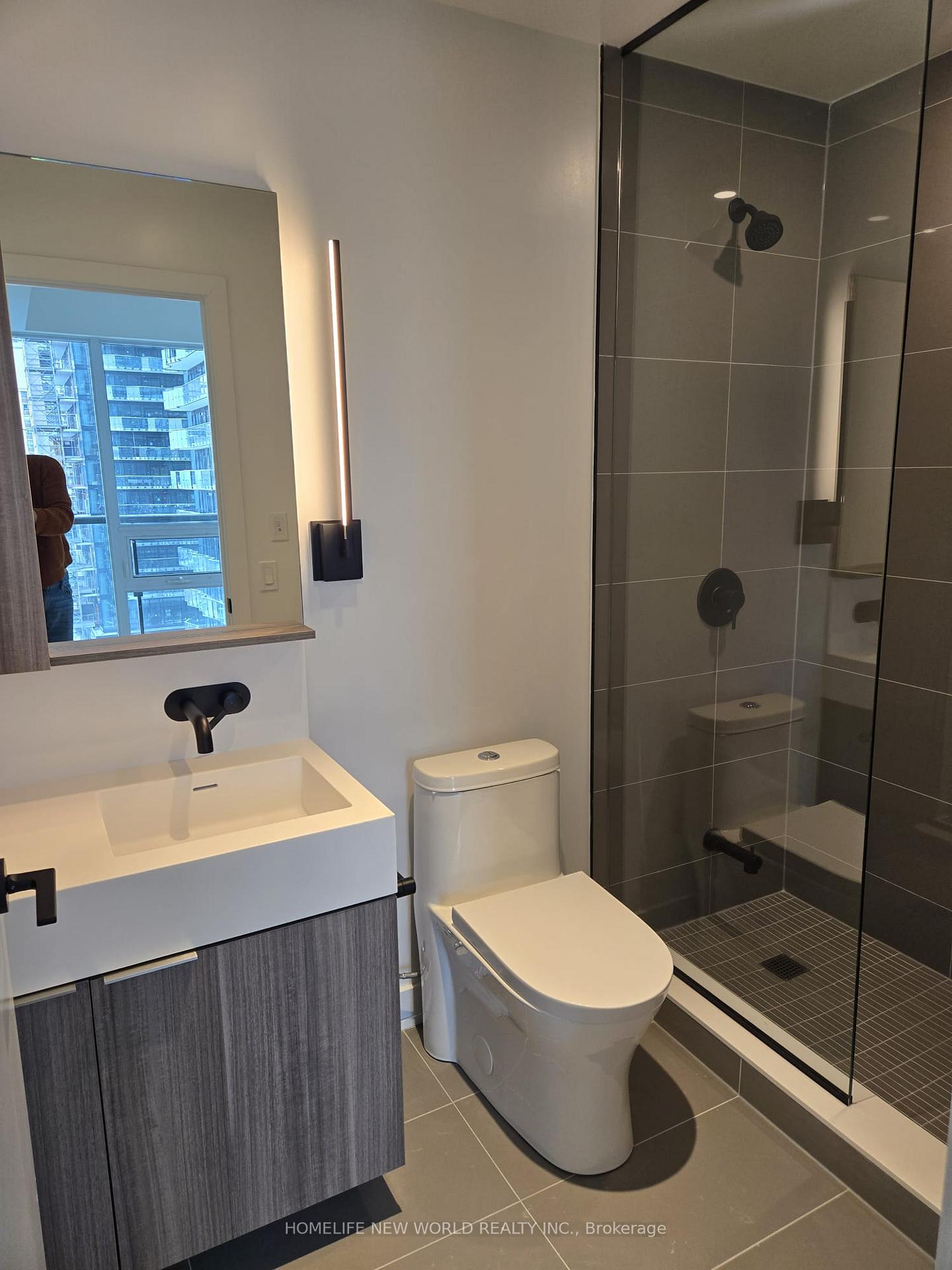 Photo 9 of Unit 1506, 117 Broadway Avenue, Toronto, Mount Pleasant West — HOMEH