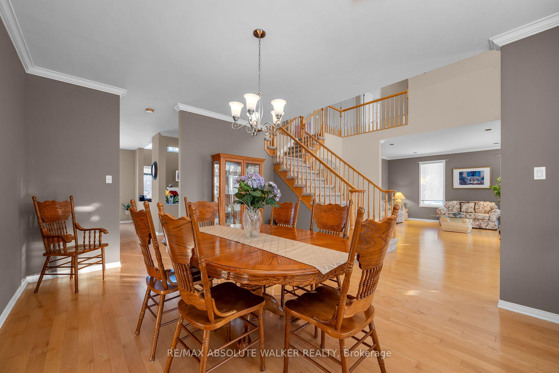 Photo 9 of 68 Tradewinds Drive, Ottawa, Barrhaven East — HOMEH
