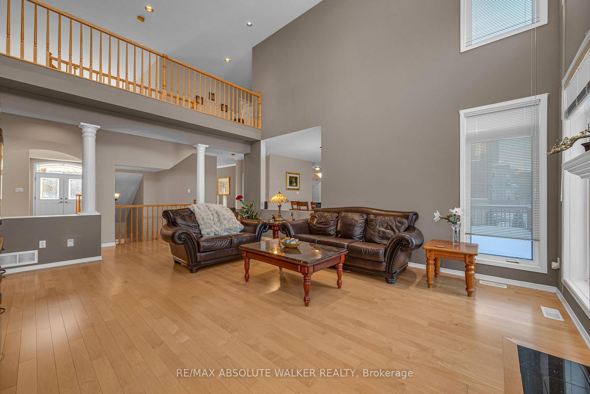 Photo 11 of 68 Tradewinds Drive, Ottawa, Barrhaven East — HOMEH