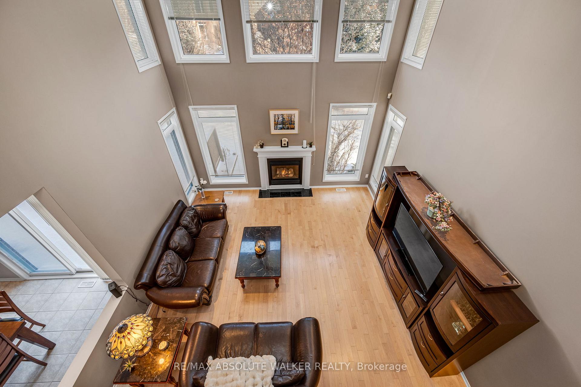 Photo 12 of 68 Tradewinds Drive, Ottawa, Barrhaven East — HOMEH