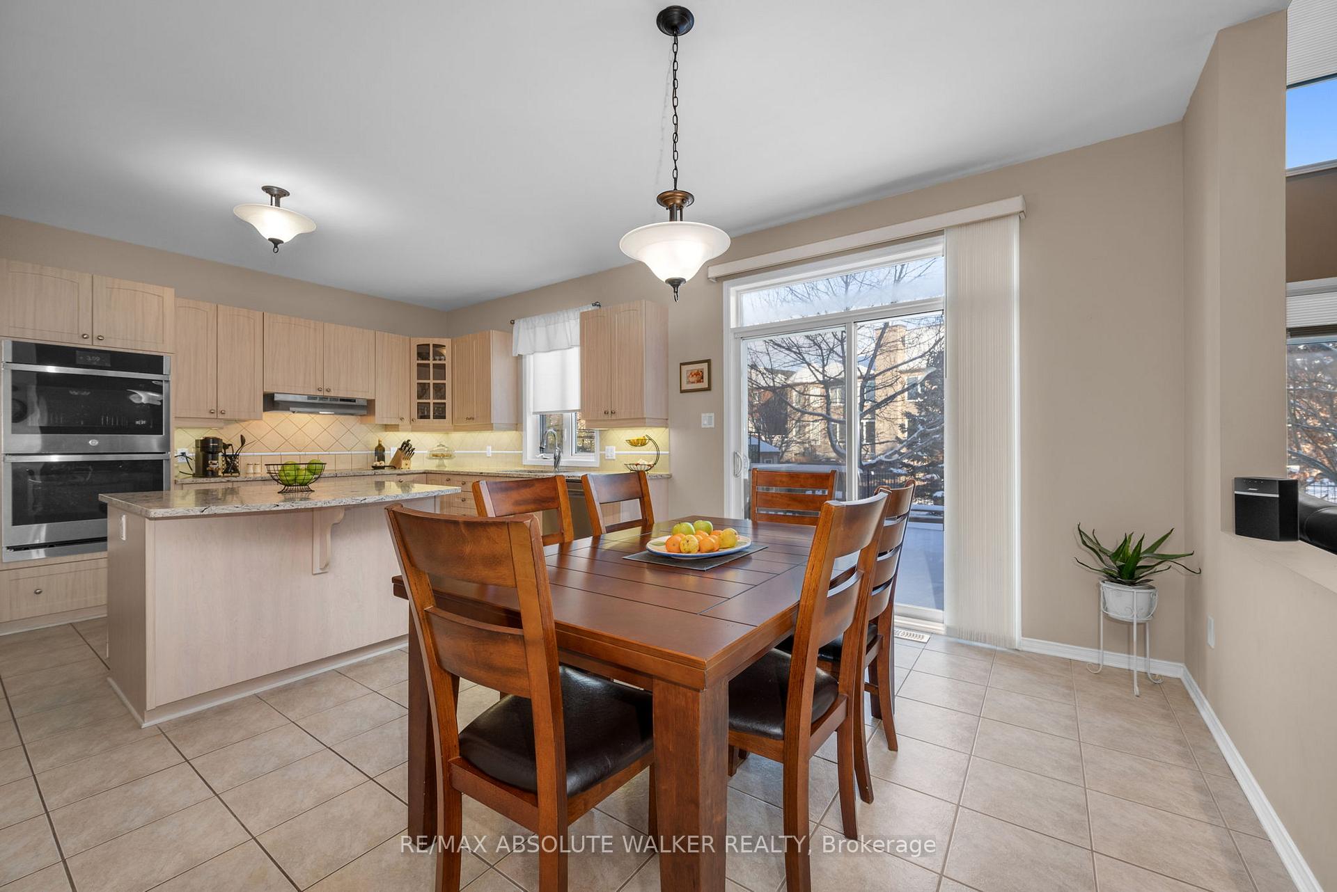 Photo 16 of 68 Tradewinds Drive, Ottawa, Barrhaven East — HOMEH