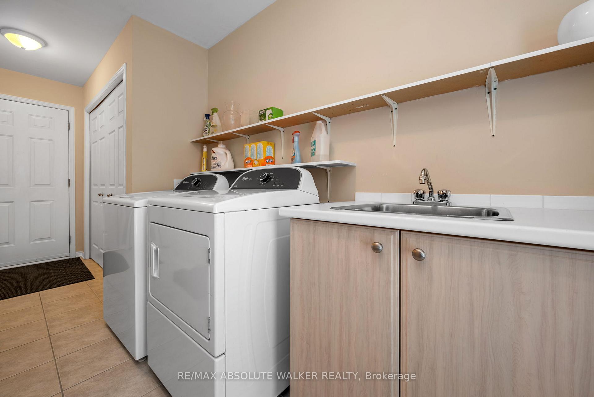 Photo 19 of 68 Tradewinds Drive, Ottawa, Barrhaven East — HOMEH