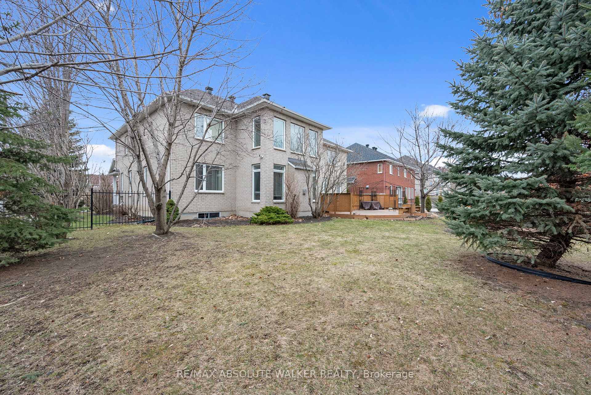 Photo 40 of 68 Tradewinds Drive, Ottawa, Barrhaven East — HOMEH