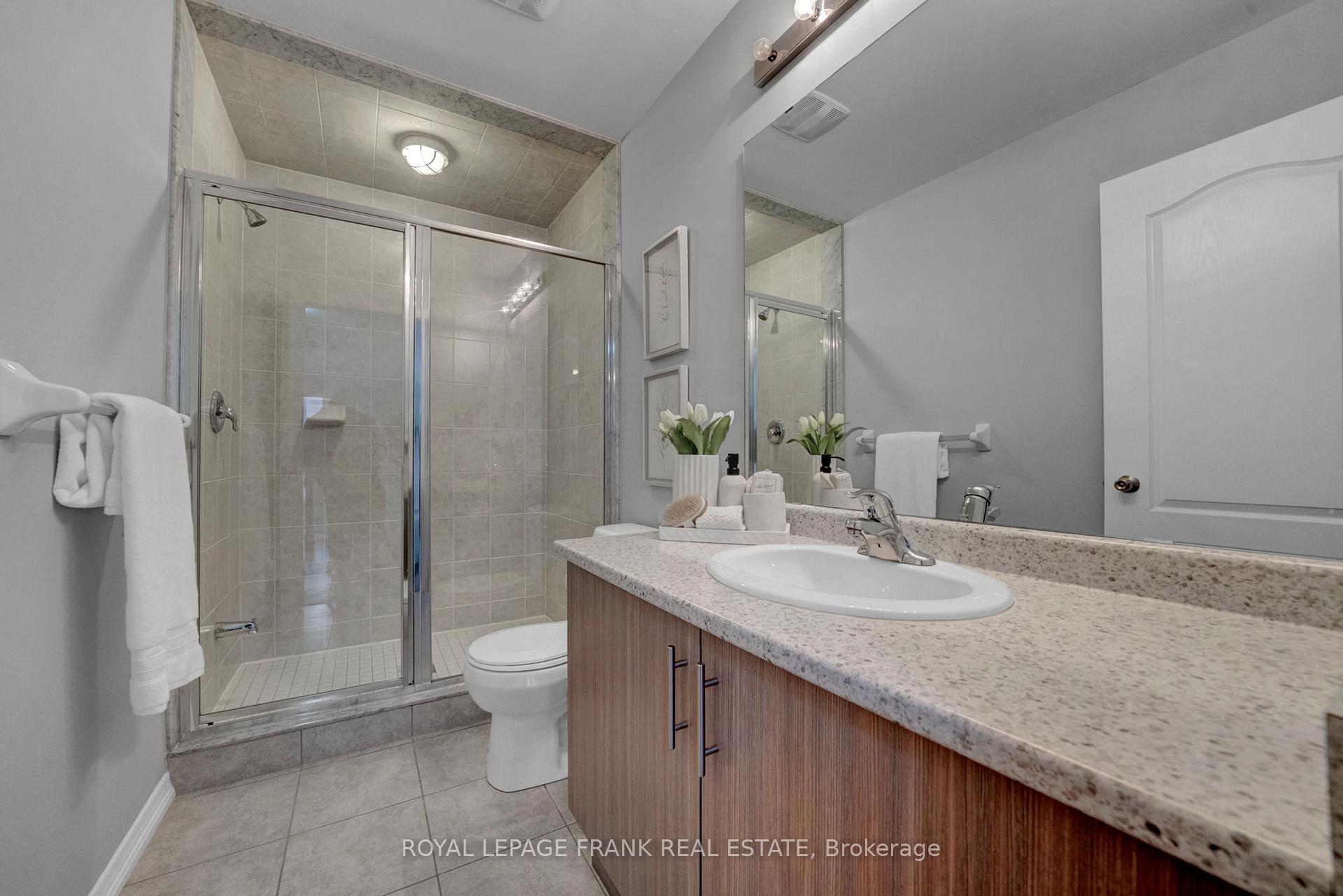 Photo 33 of 85 Butson Crescent, Clarington, Bowmanville — HOMEH
