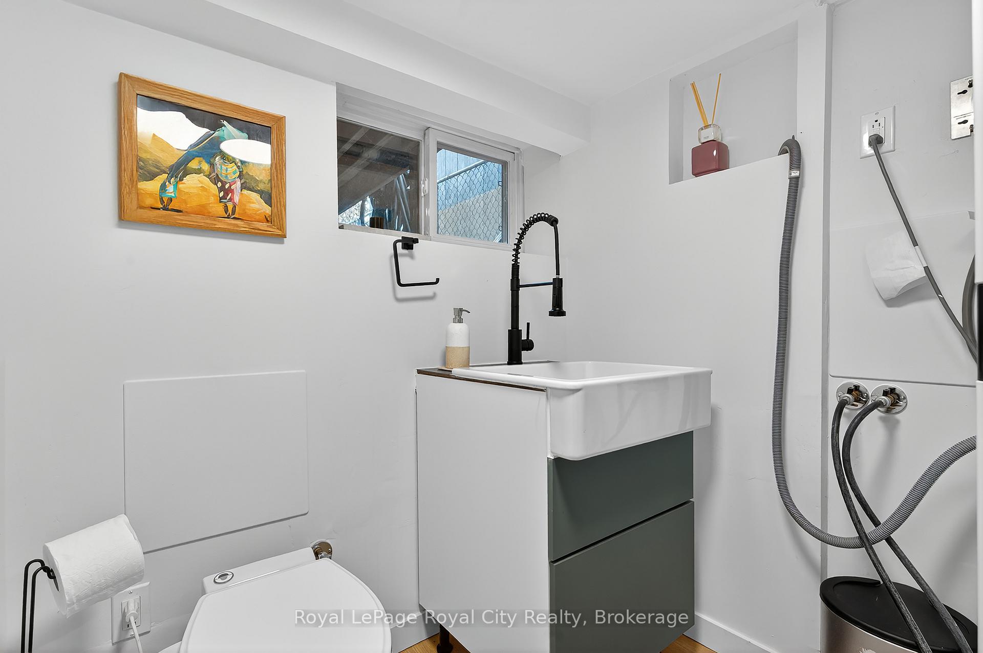 Photo 30 of 37 Lawrence Avenue, Guelph, St. Patrick's Ward — HOMEH