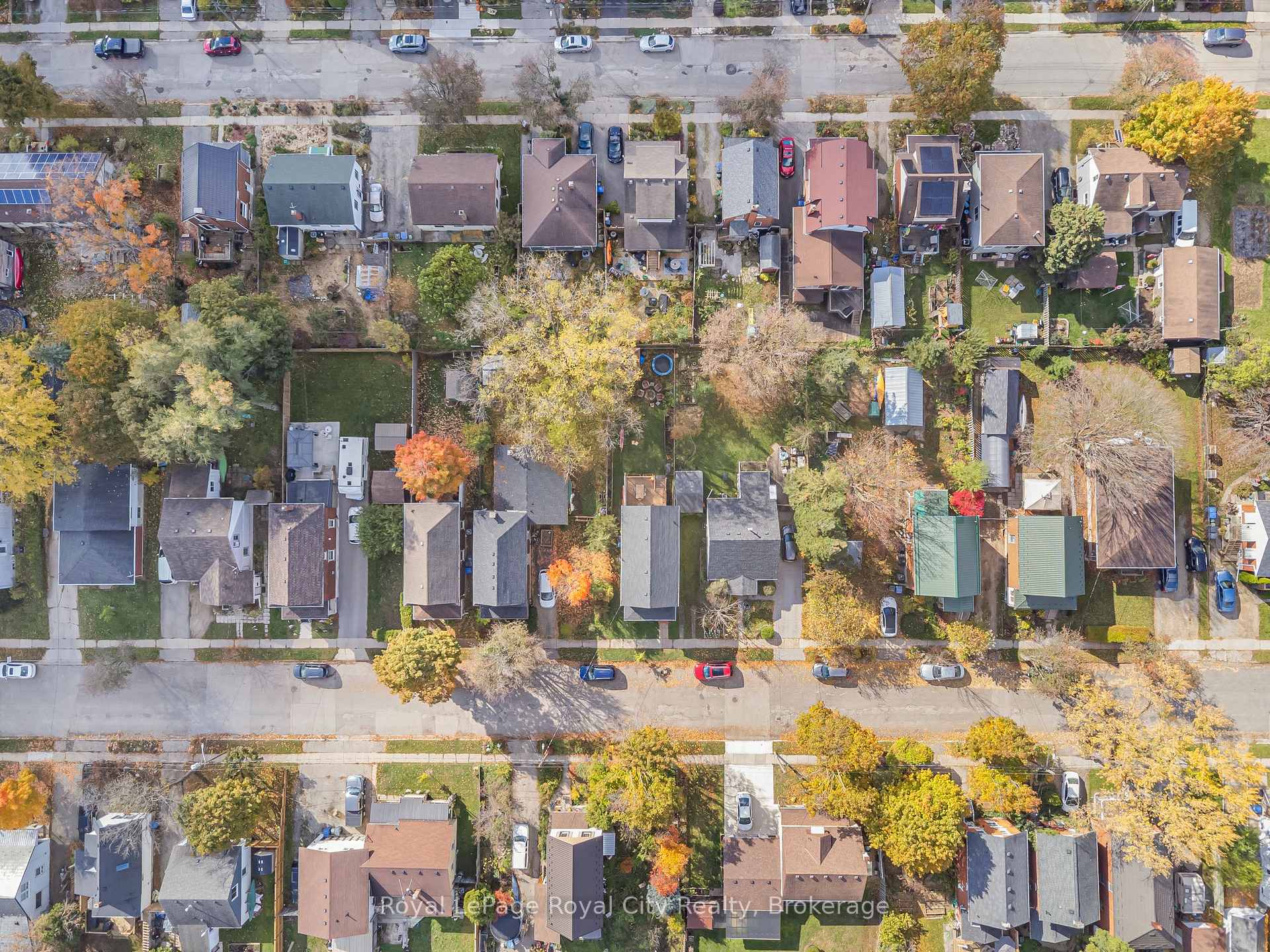 Photo 41 of 37 Lawrence Avenue, Guelph, St. Patrick's Ward — HOMEH
