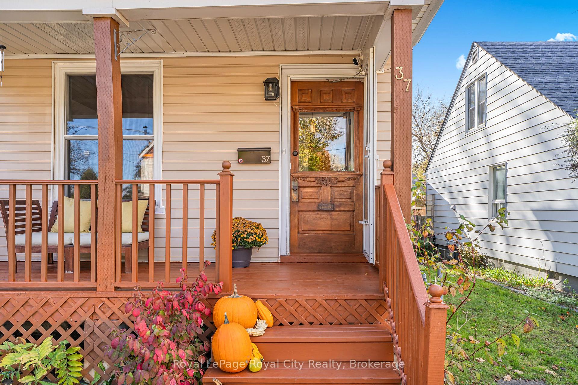 Photo 47 of 37 Lawrence Avenue, Guelph, St. Patrick's Ward — HOMEH
