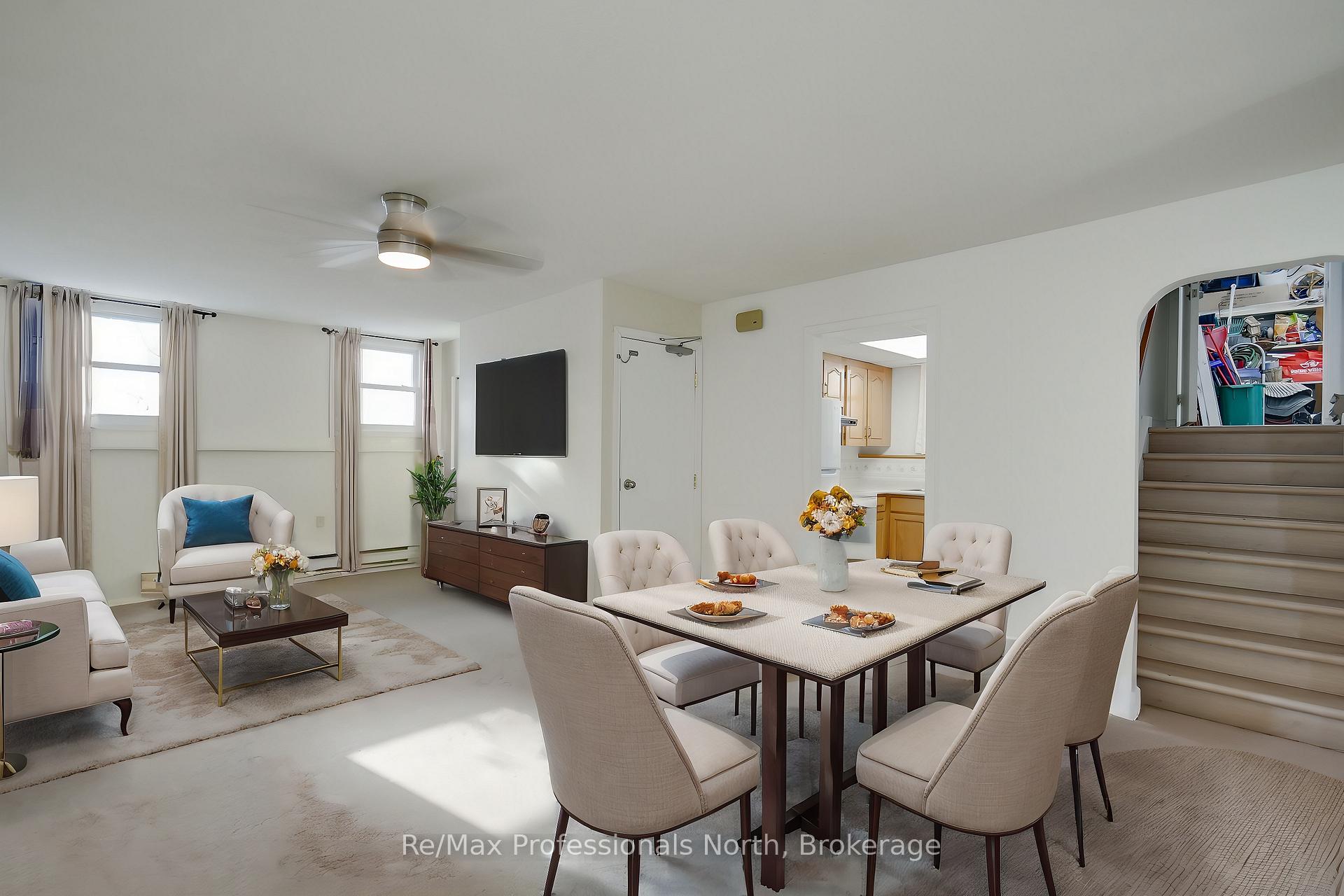 Photo 2 of 260 Peter Street, Gravenhurst, Muskoka (S) — HOMEH