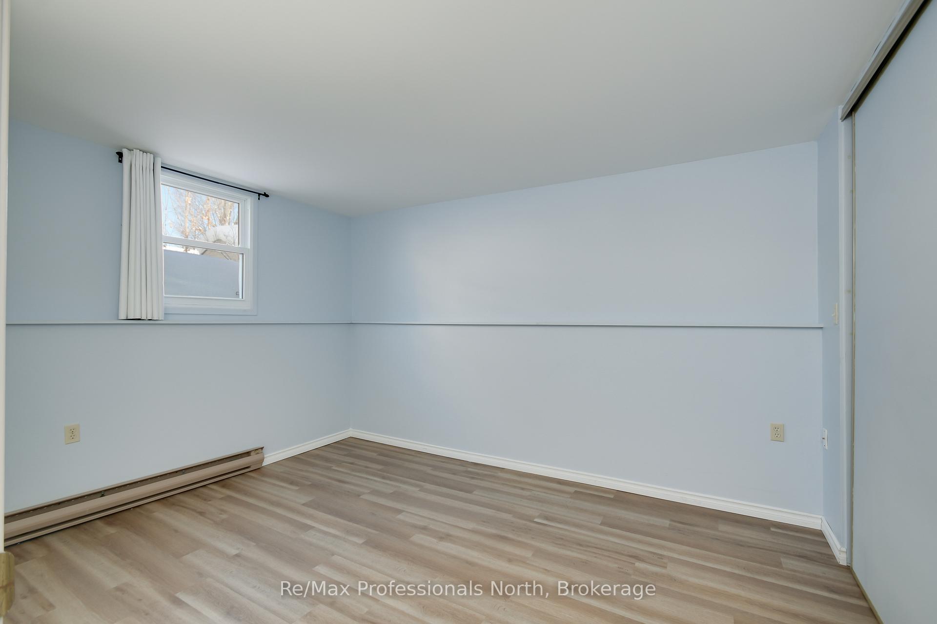 Photo 14 of 260 Peter Street, Gravenhurst, Muskoka (S) — HOMEH