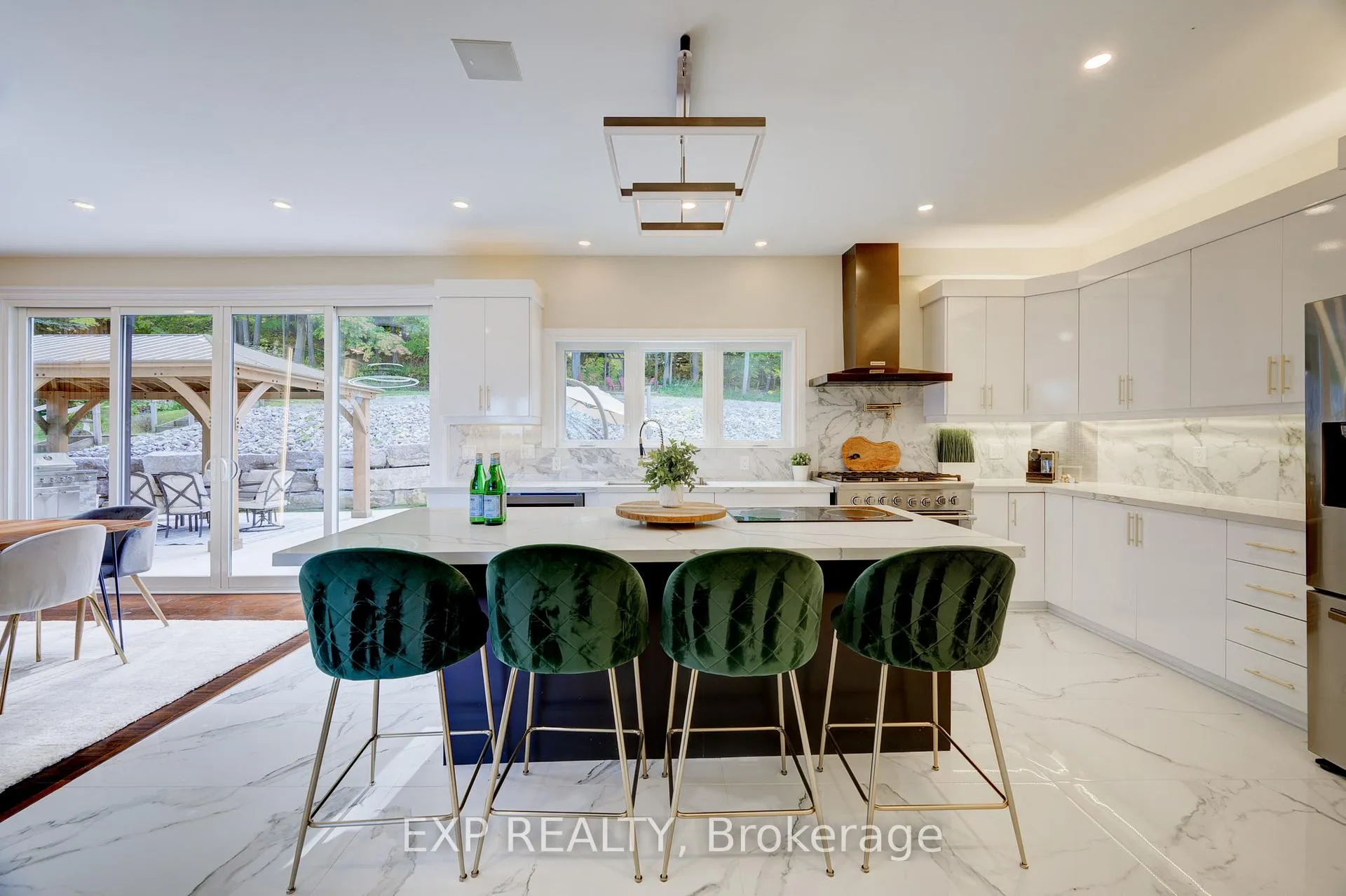 Photo 16 of Unit B, 237 Main Street, Grimsby, Grimsby West — HOMEH