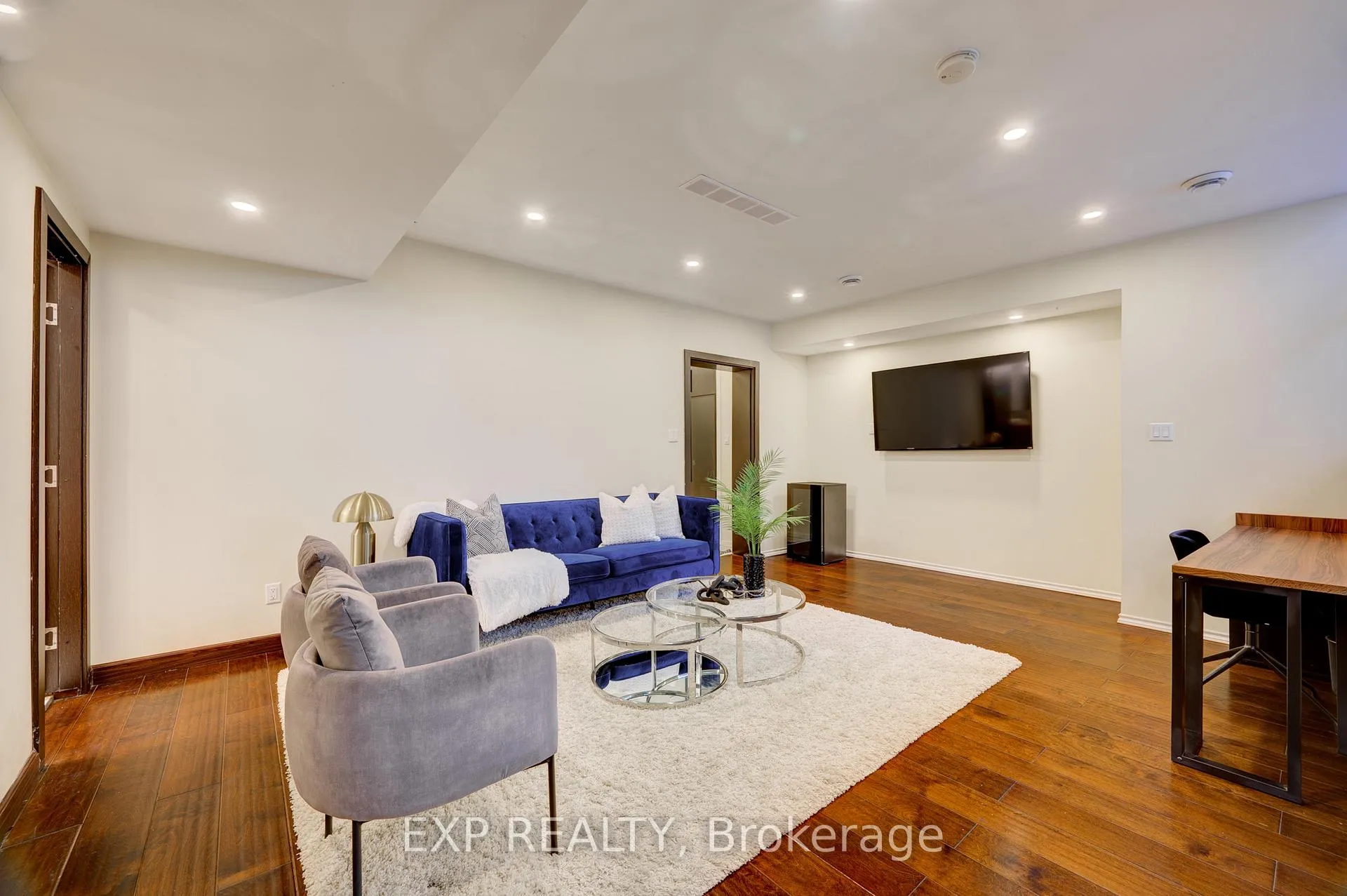 Photo 55 of Unit B, 237 Main Street, Grimsby, Grimsby West — HOMEH