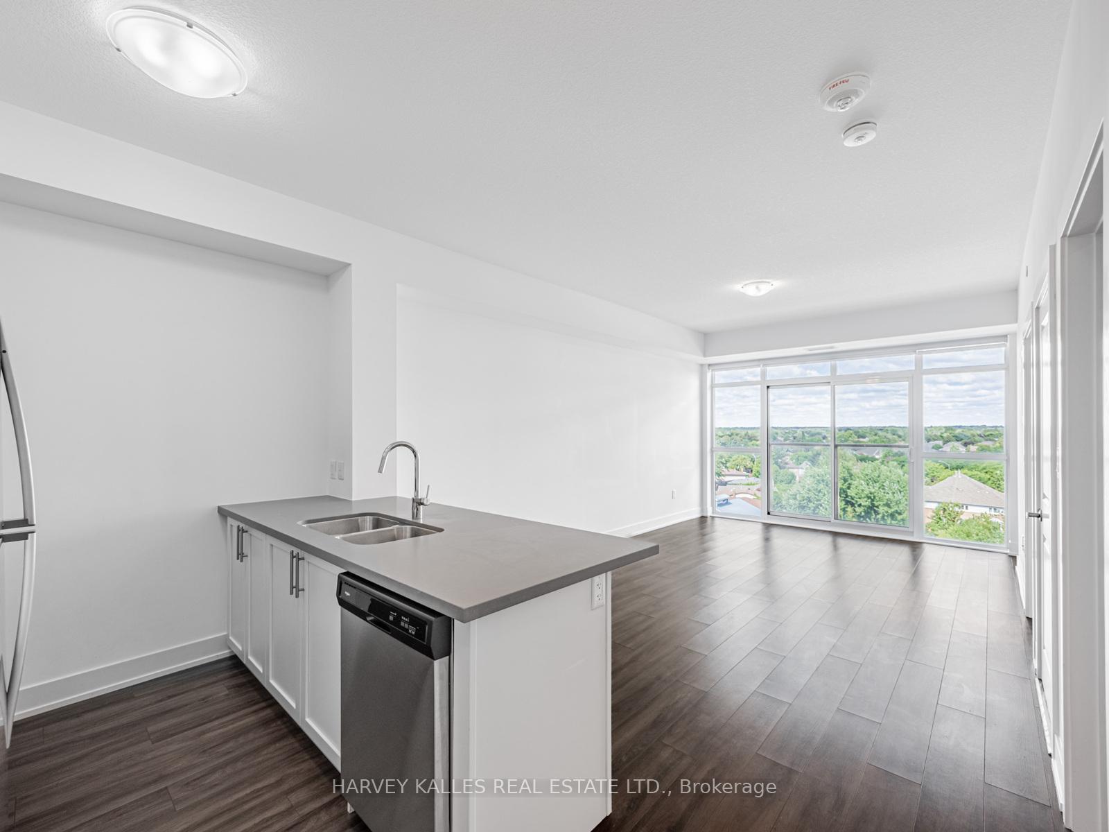 Photo 3 of Unit 704, 450 Dundas Street E, Hamilton, Waterdown — HOMEH