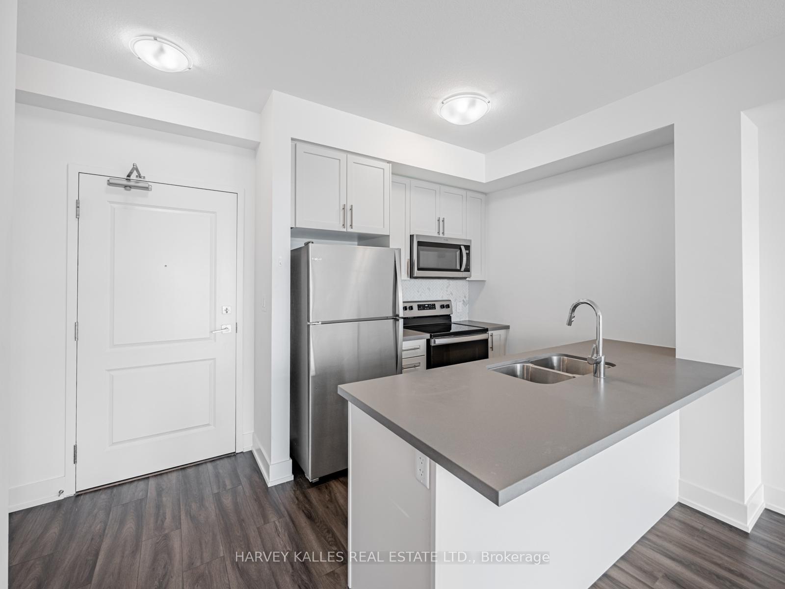 Photo 8 of Unit 704, 450 Dundas Street E, Hamilton, Waterdown — HOMEH