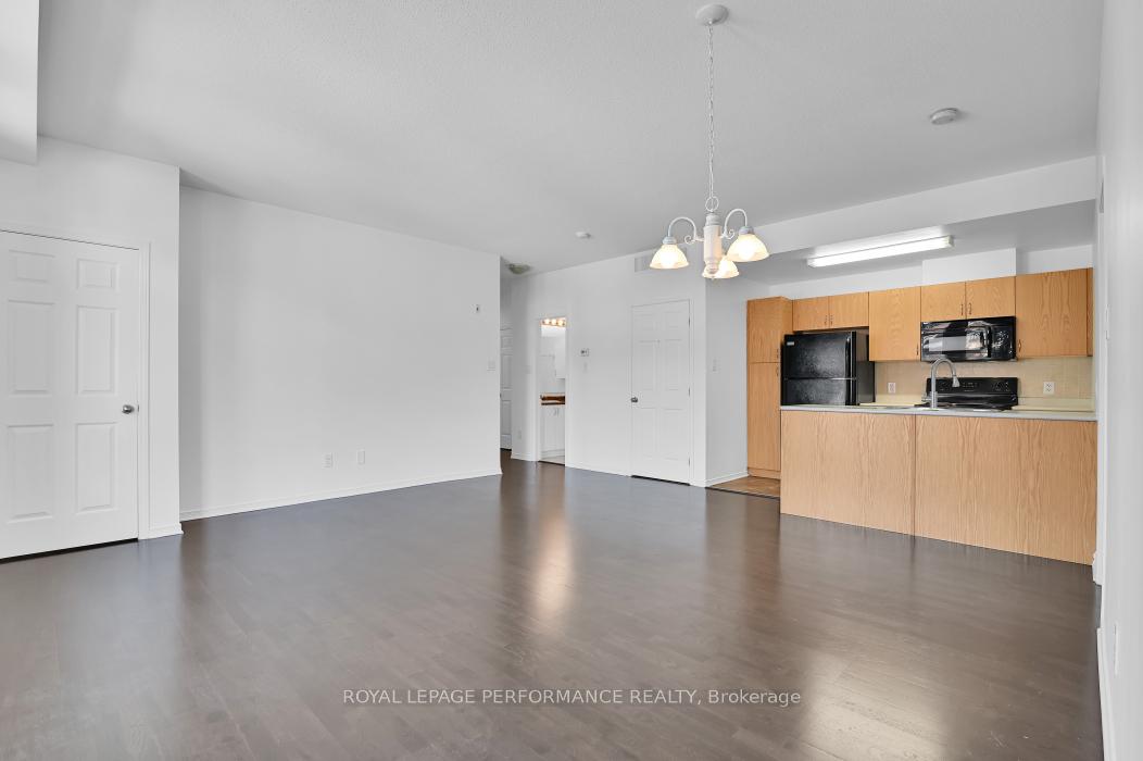 Photo 6 of Unit H, 280 Meilleur Private, Ottawa, Vanier — HOMEH