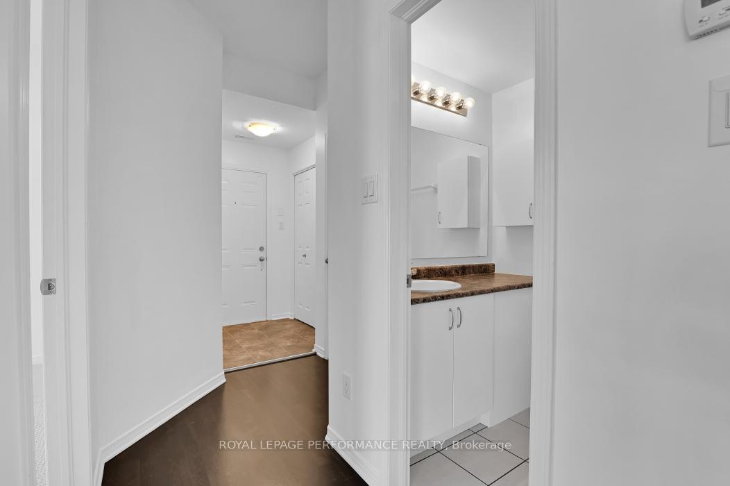 Photo 13 of Unit H, 280 Meilleur Private, Ottawa, Vanier — HOMEH
