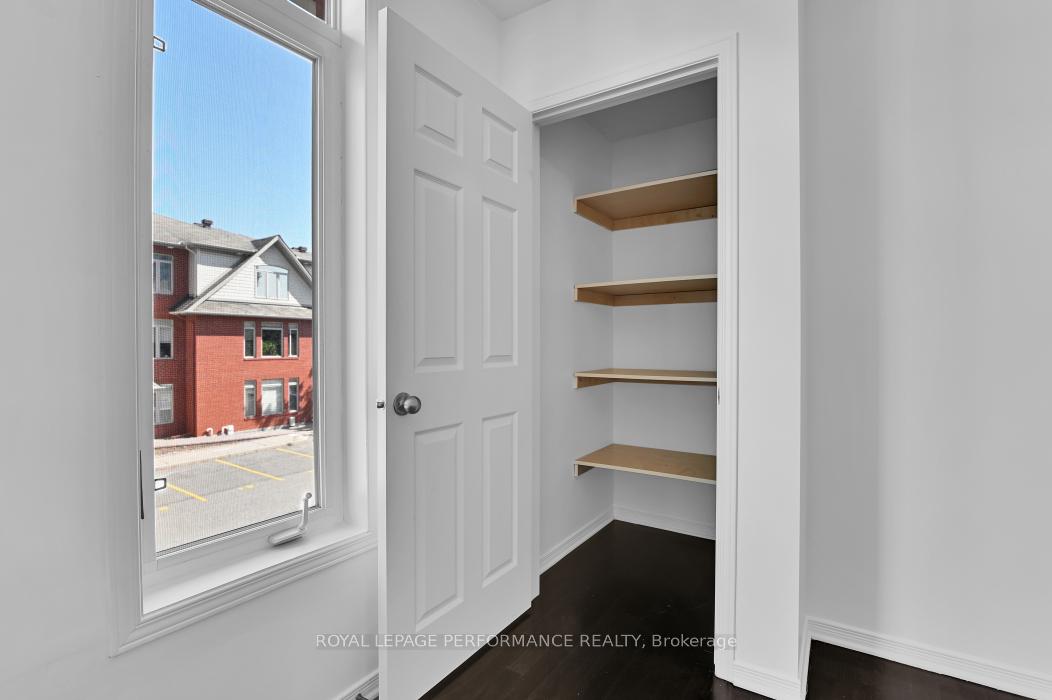 Photo 19 of Unit H, 280 Meilleur Private, Ottawa, Vanier — HOMEH