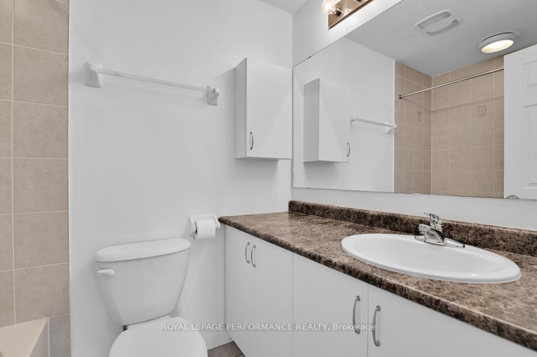 Photo 14 of Unit H, 280 Meilleur Private, Ottawa, Vanier — HOMEH