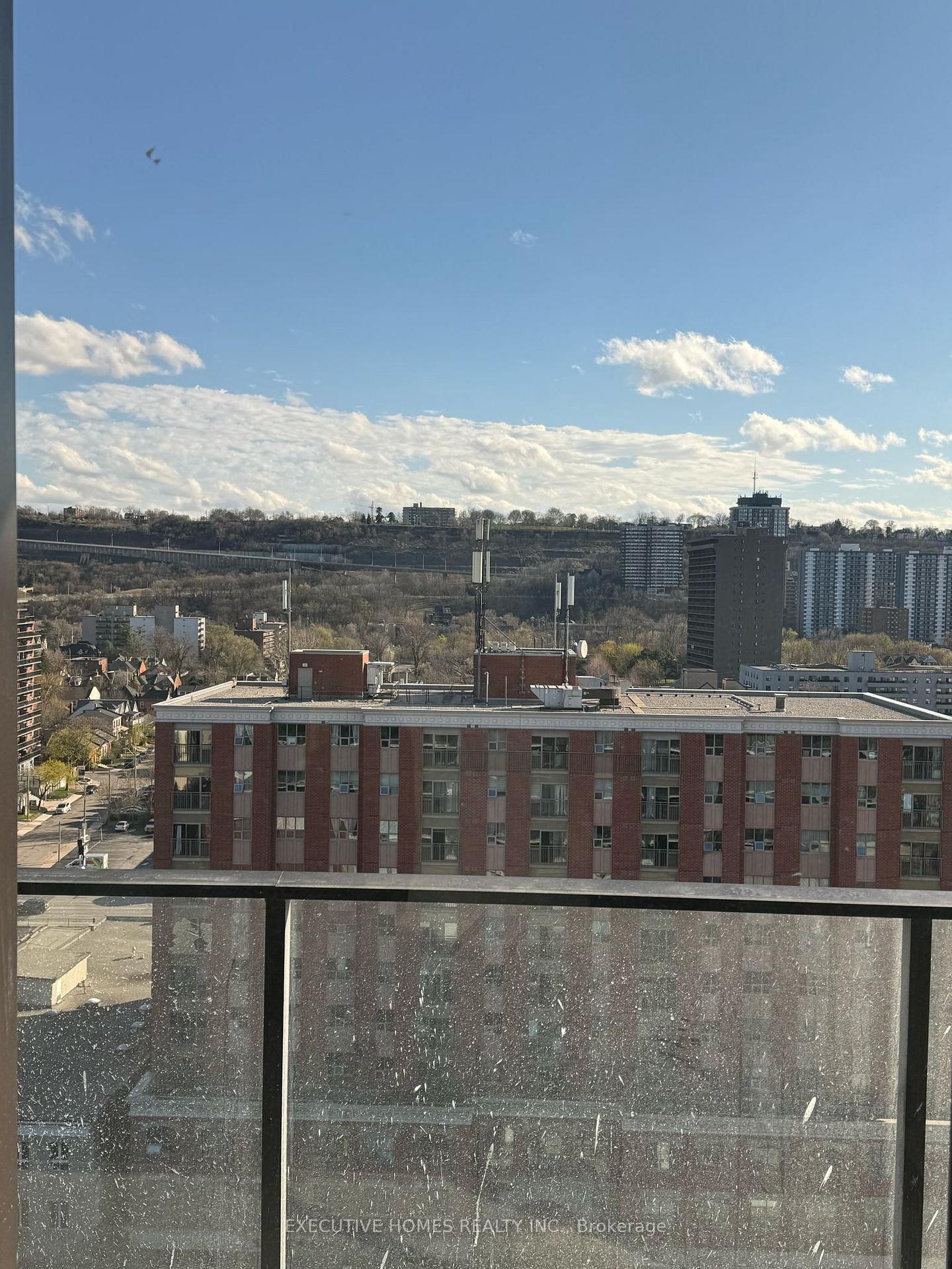 Front of Unit 1502, 1 Jarvis Street