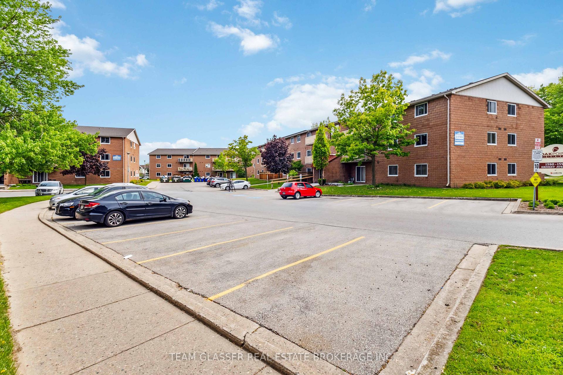 Front of Unit 201, 1590 Ernest Avenue