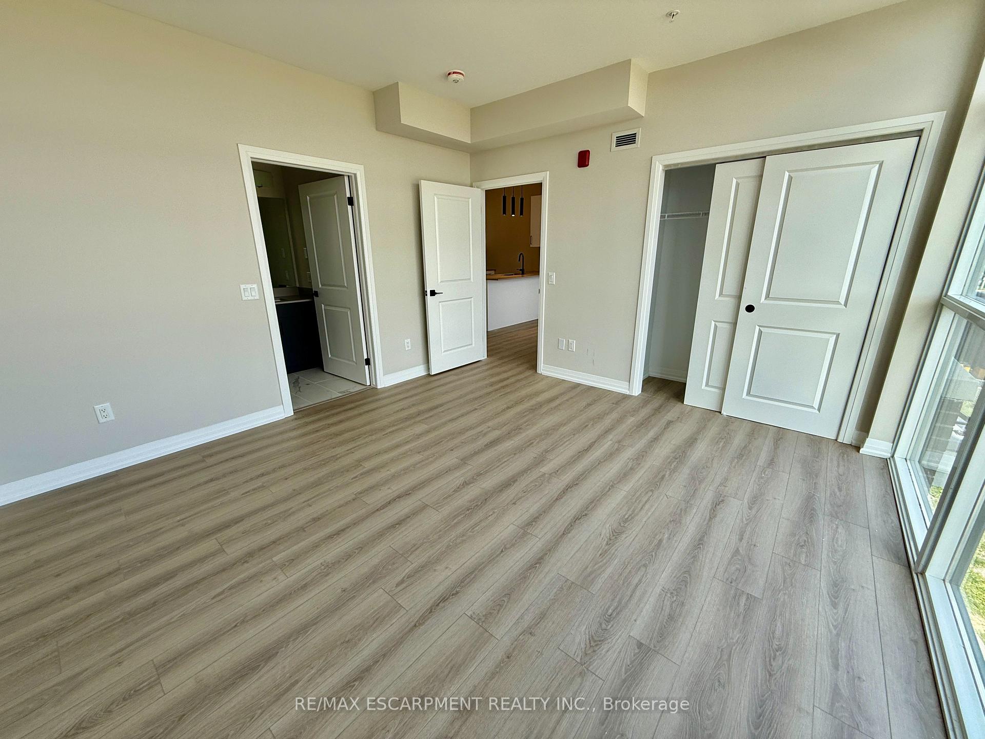 Photo 11 of Unit 102, 120 Springvalley Crescent, Hamilton, Gourley — HOMEH