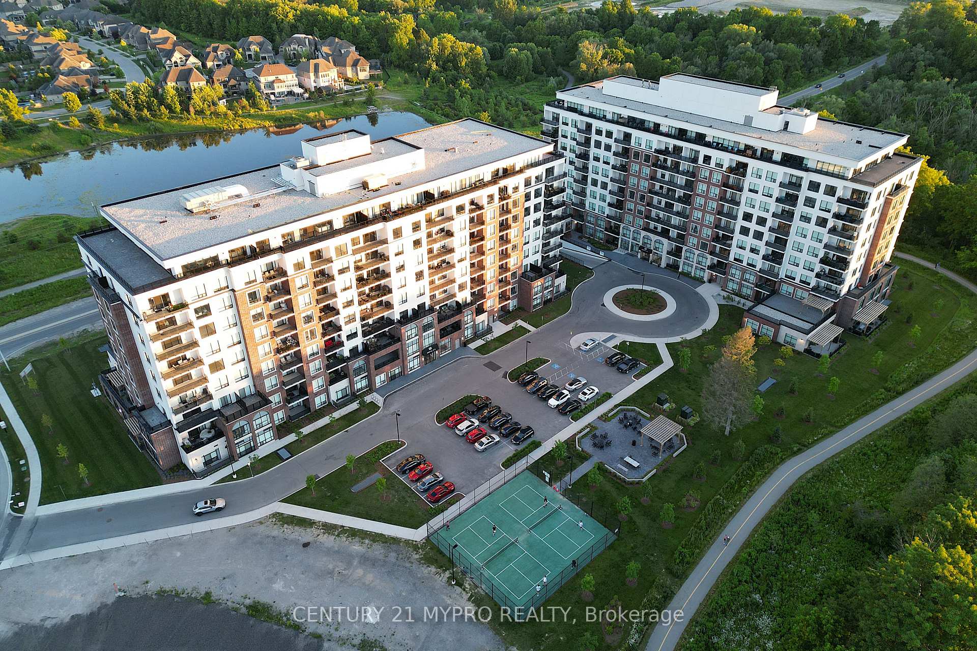 Front of Unit 216, 480 Callaway Road