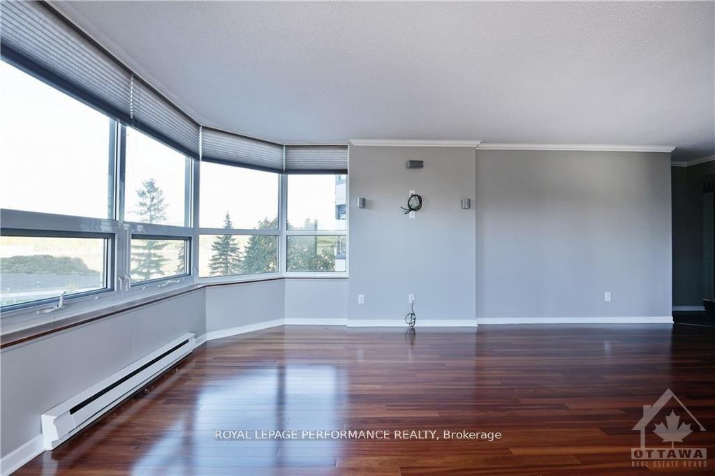 Photo 17 of Unit 407, 1500 Riverside Drive, Ottawa, Riverview Park — HOMEH