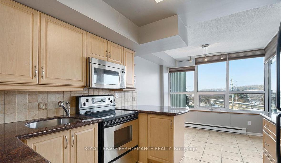 Photo 9 of Unit 407, 1500 Riverside Drive, Ottawa, Riverview Park — HOMEH