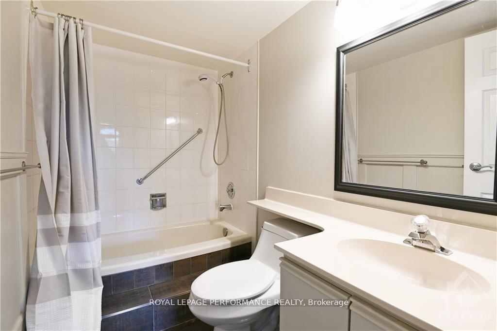 Photo 6 of Unit 407, 1500 Riverside Drive, Ottawa, Riverview Park — HOMEH