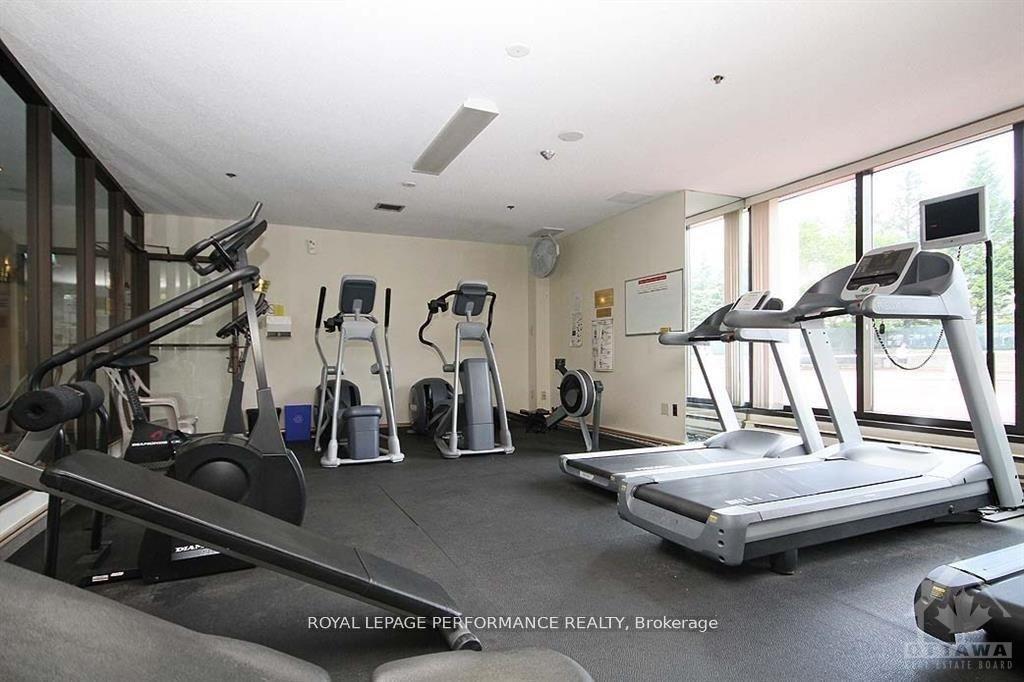 Photo 20 of Unit 407, 1500 Riverside Drive, Ottawa, Riverview Park — HOMEH