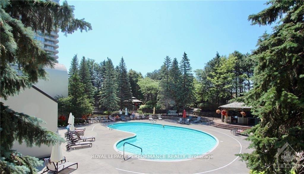Photo 11 of Unit 407, 1500 Riverside Drive, Ottawa, Riverview Park — HOMEH