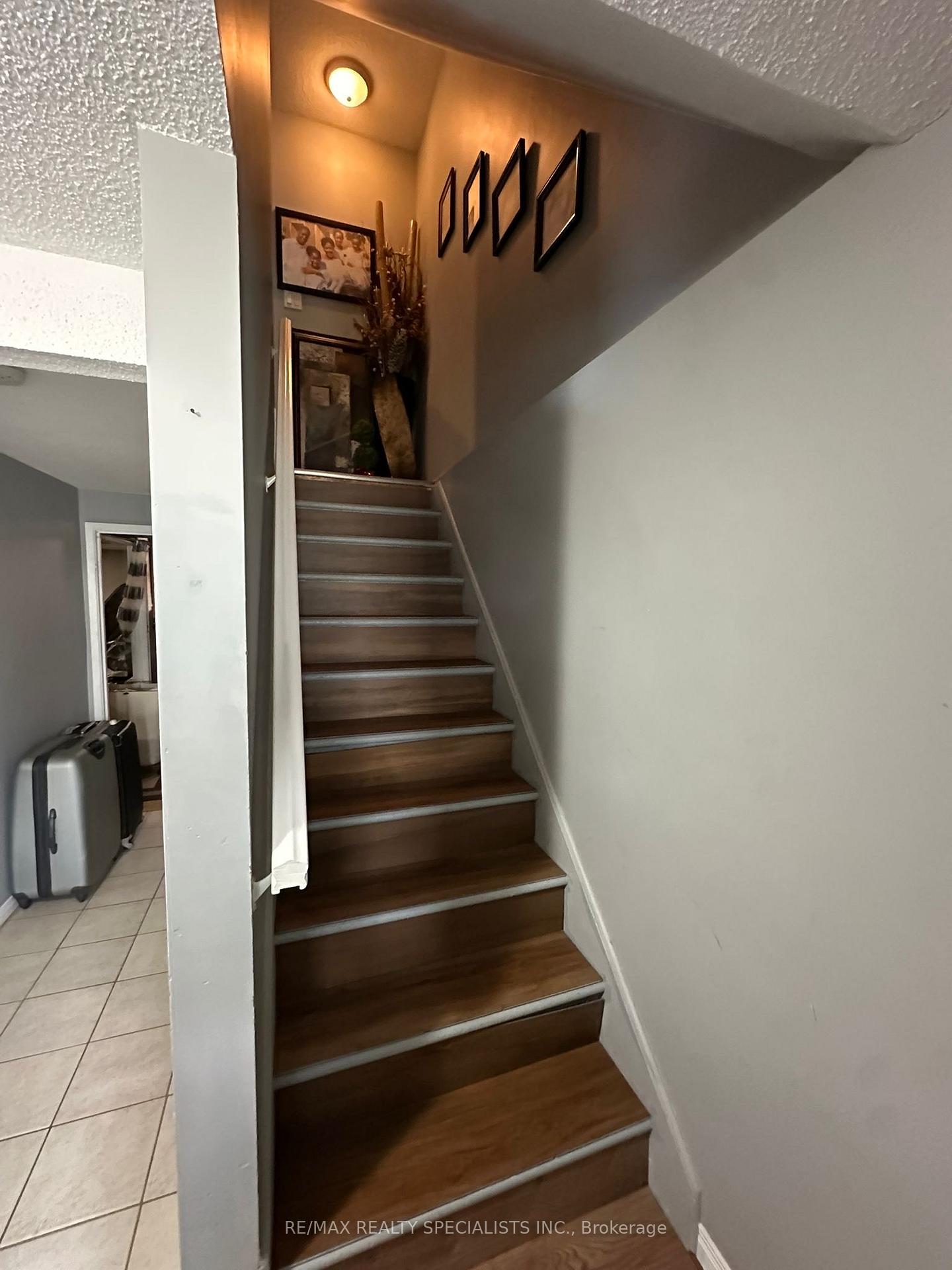 Photo 4 of Unit 88, 145 Rice Avenue, Hamilton, Fessenden — HOMEH