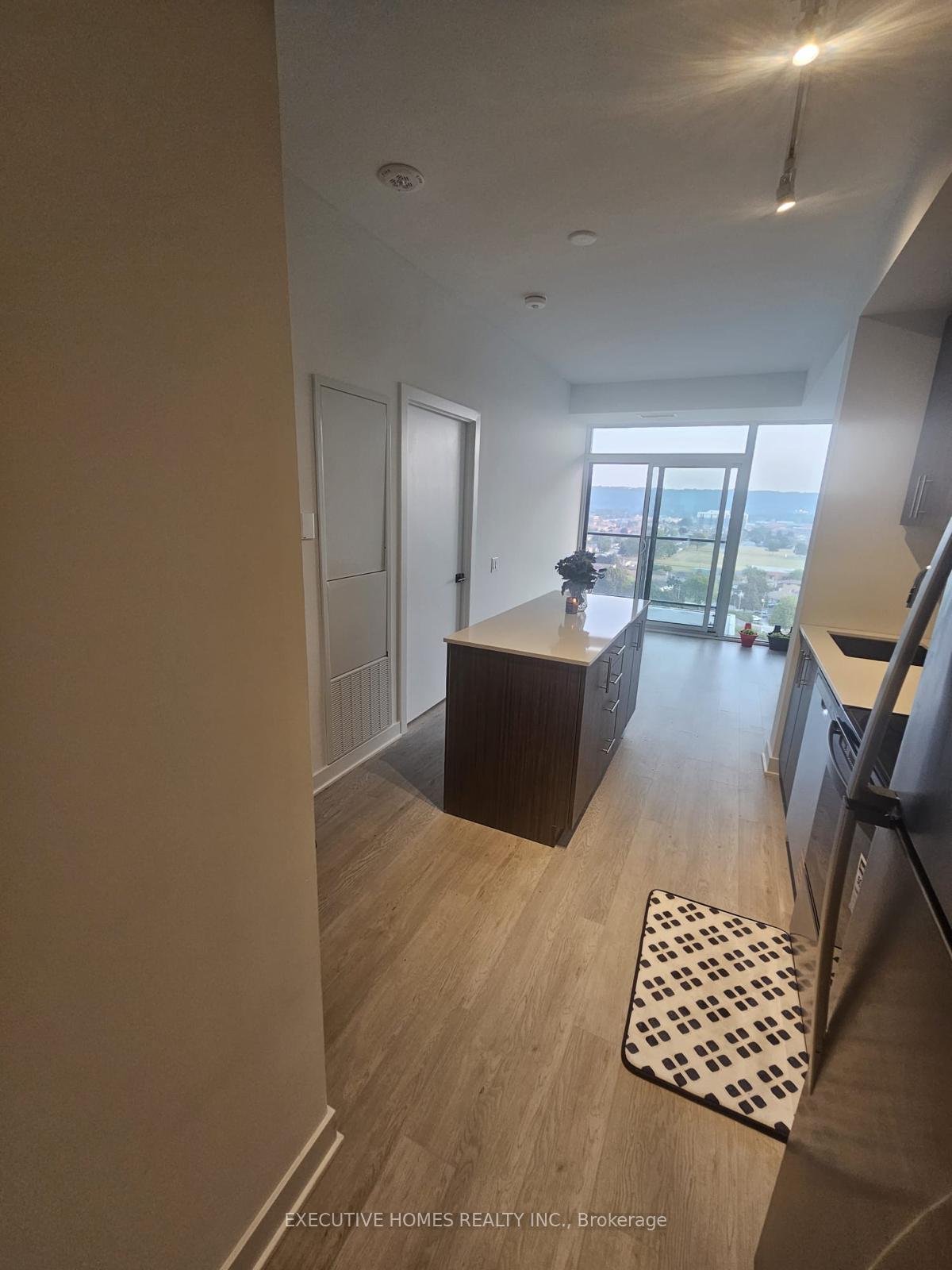 Photo 5 of Unit 1301, 2782 Barton Street, Hamilton, Riverdale — HOMEH