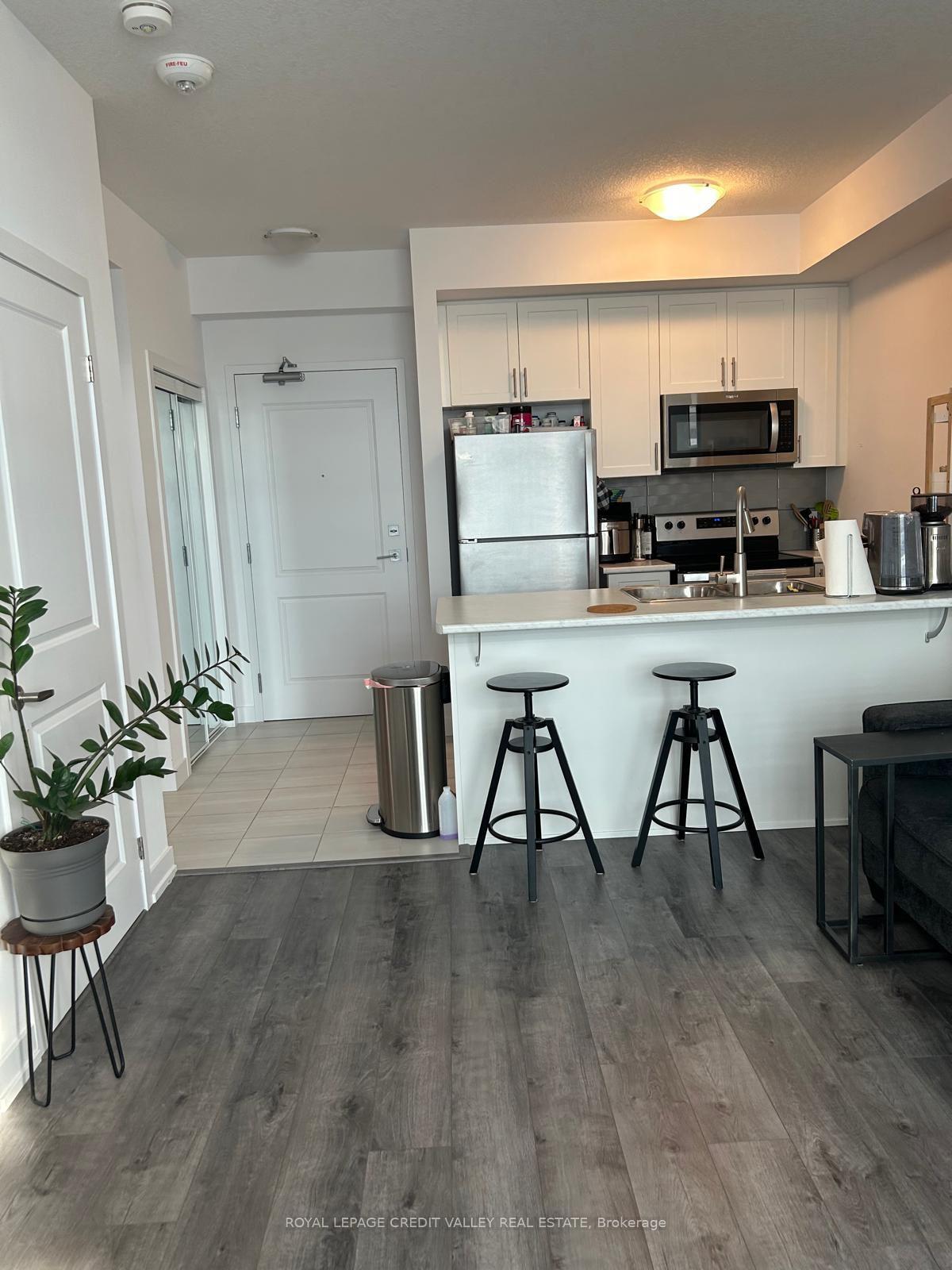 Photo 8 of Unit 312, 460 Dundas Street E, Hamilton, Waterdown — HOMEH