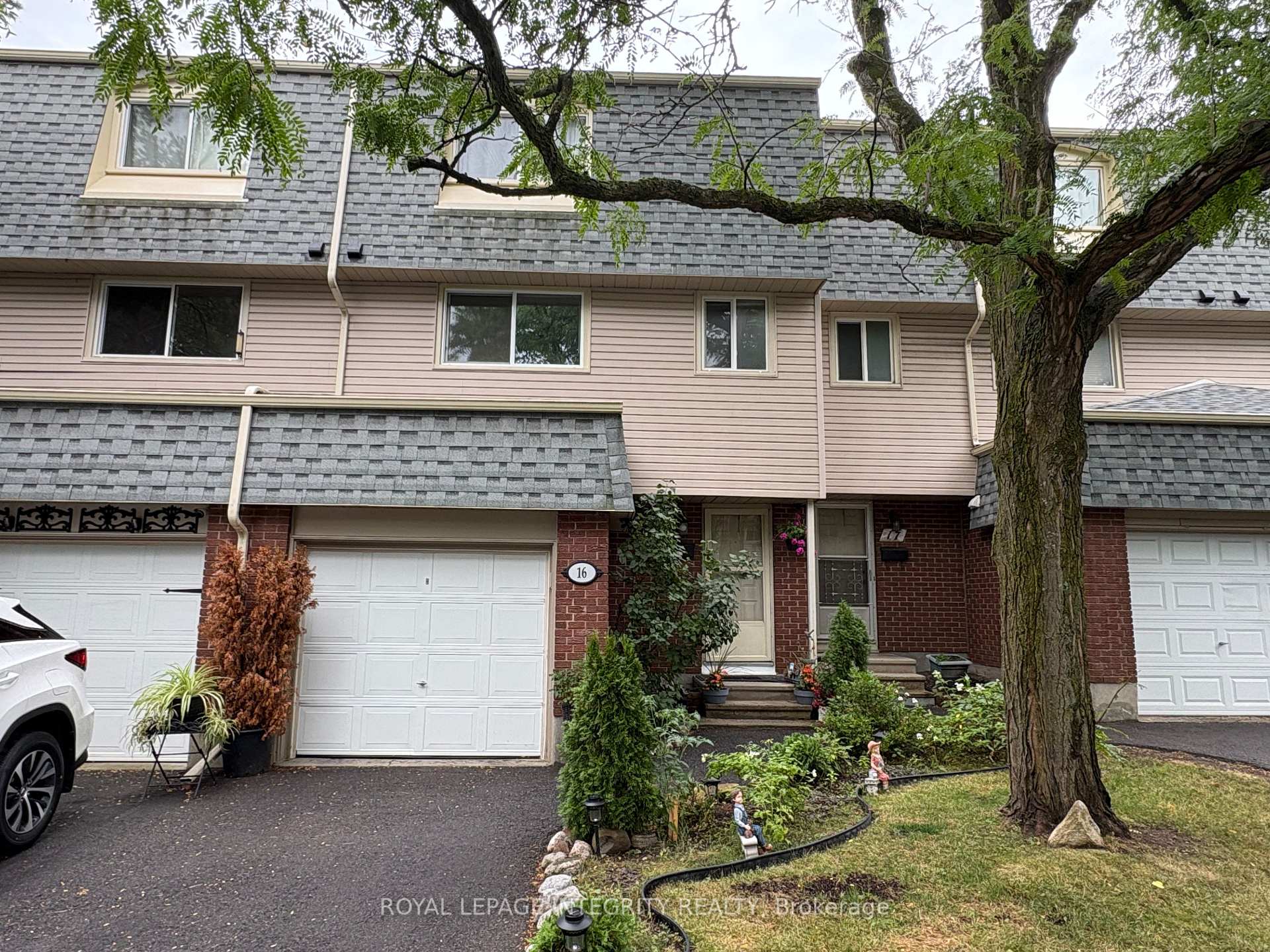 Photo 1 of Unit 16, 2415 Southvale Crescent, Ottawa, Sheffield Glen/Industrial Park — HOMEH