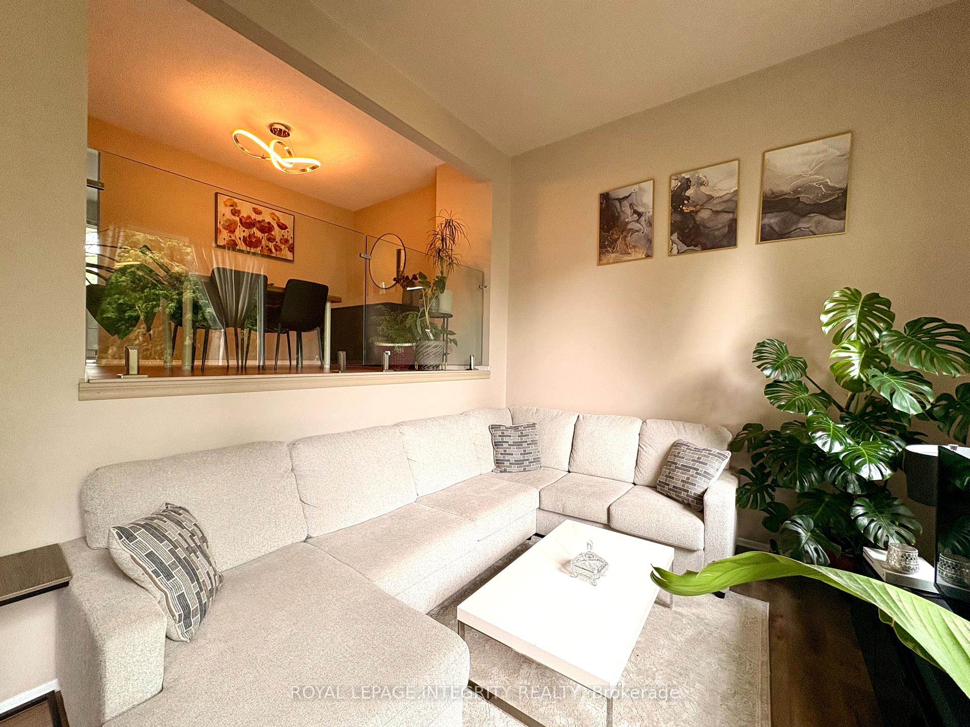 Photo 6 of Unit 16, 2415 Southvale Crescent, Ottawa, Sheffield Glen/Industrial Park — HOMEH