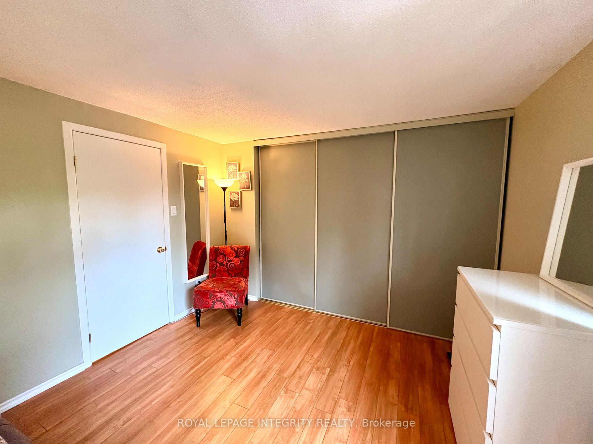 Photo 24 of Unit 16, 2415 Southvale Crescent, Ottawa, Sheffield Glen/Industrial Park — HOMEH