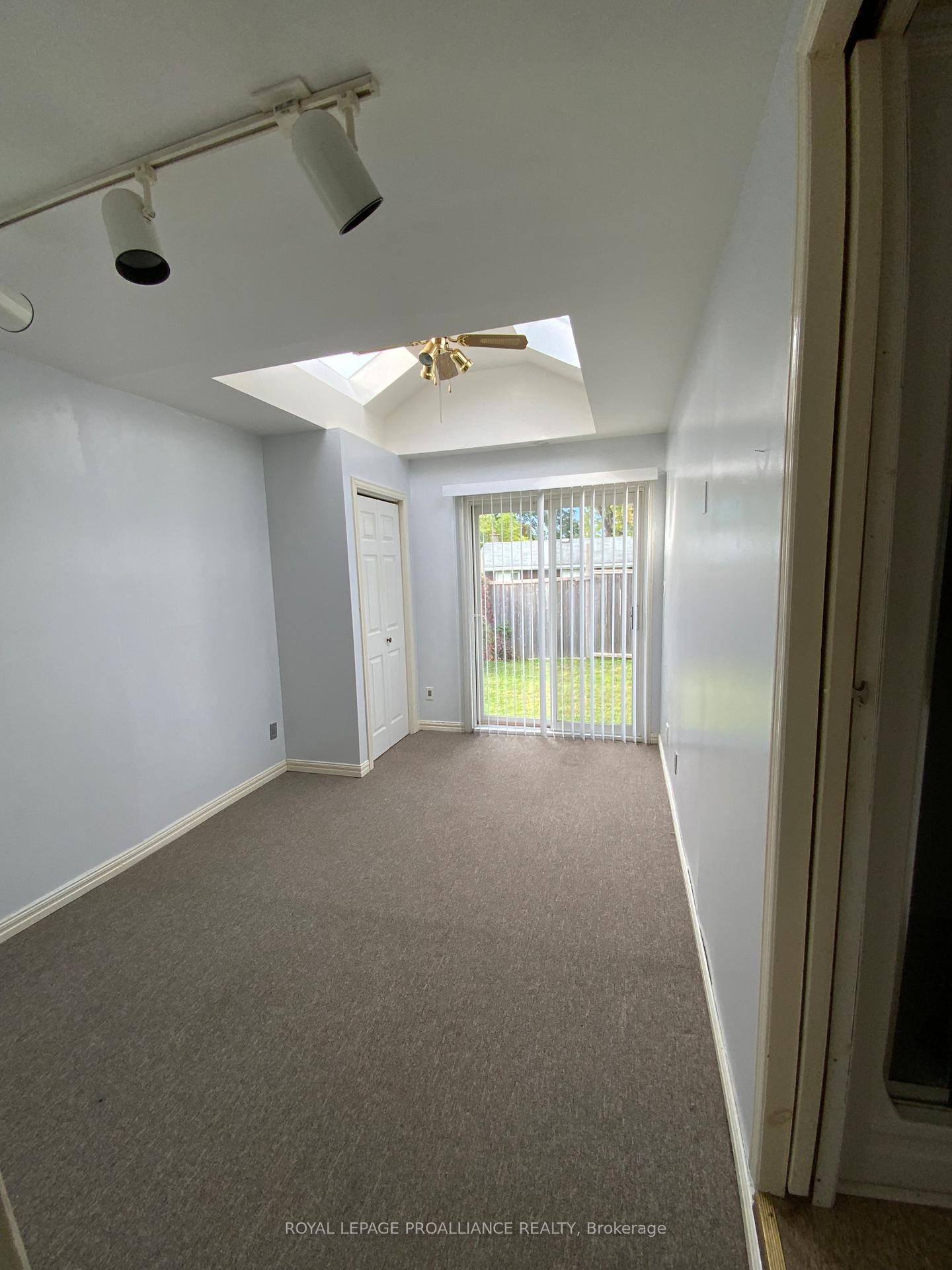 Photo 30 of 43 Bongard Crescent, Belleville, Belleville Ward — HOMEH