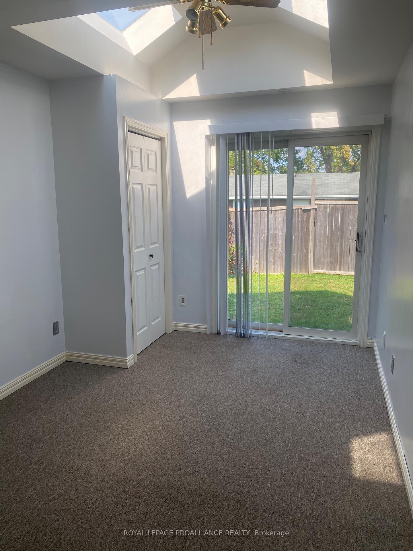 Photo 31 of 43 Bongard Crescent, Belleville, Belleville Ward — HOMEH