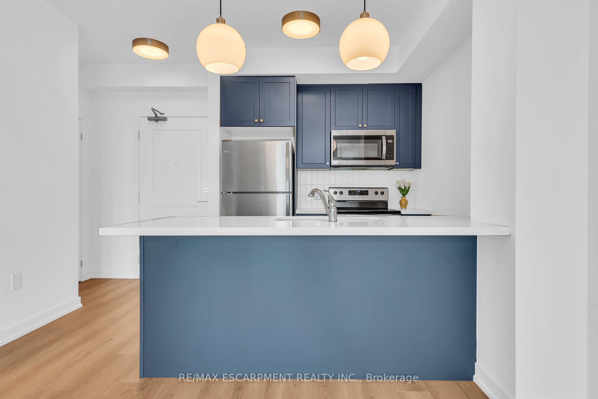 Photo 9 of Unit 904, 470 Dundas Street E, Hamilton, Waterdown — HOMEH