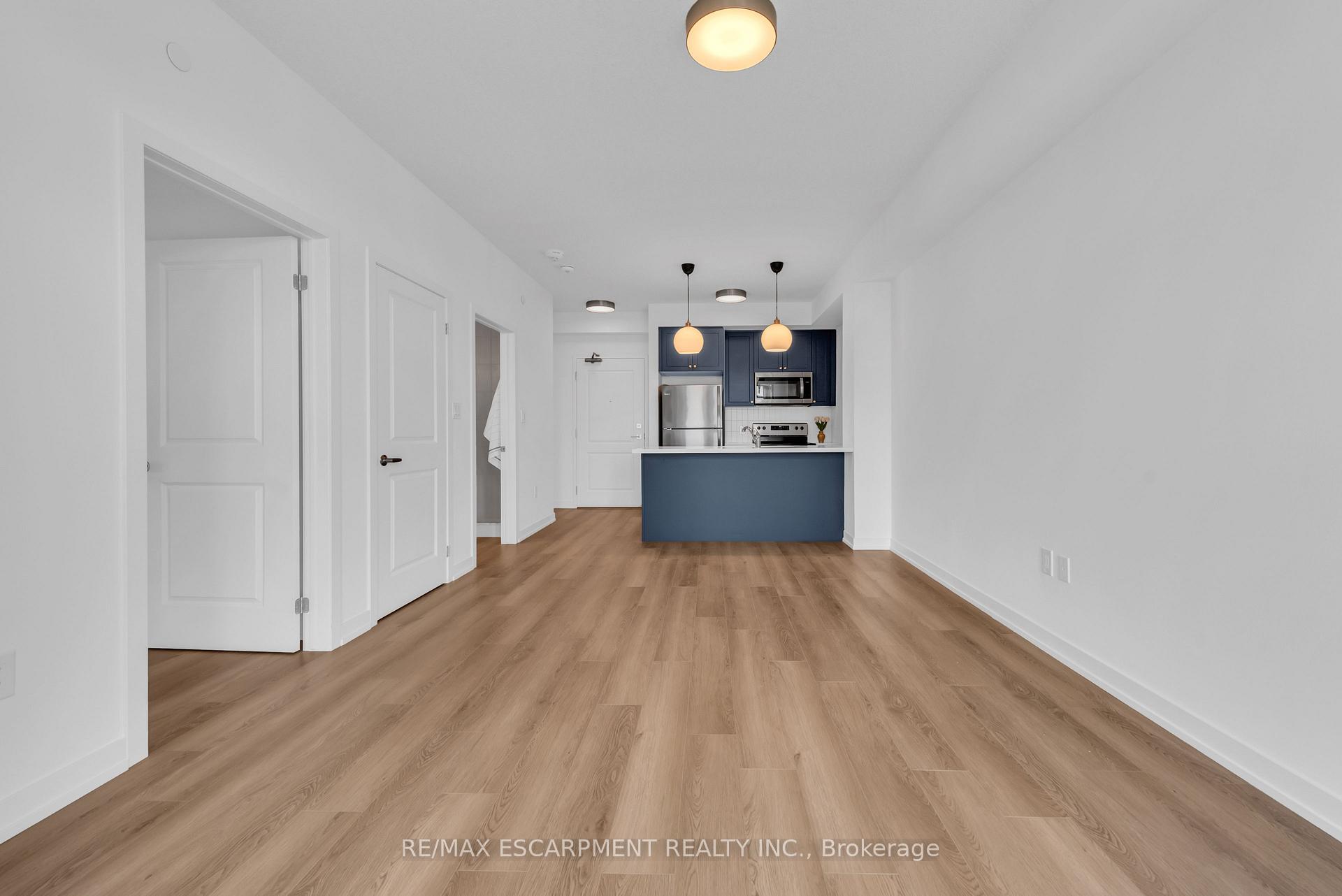 Photo 16 of Unit 904, 470 Dundas Street E, Hamilton, Waterdown — HOMEH