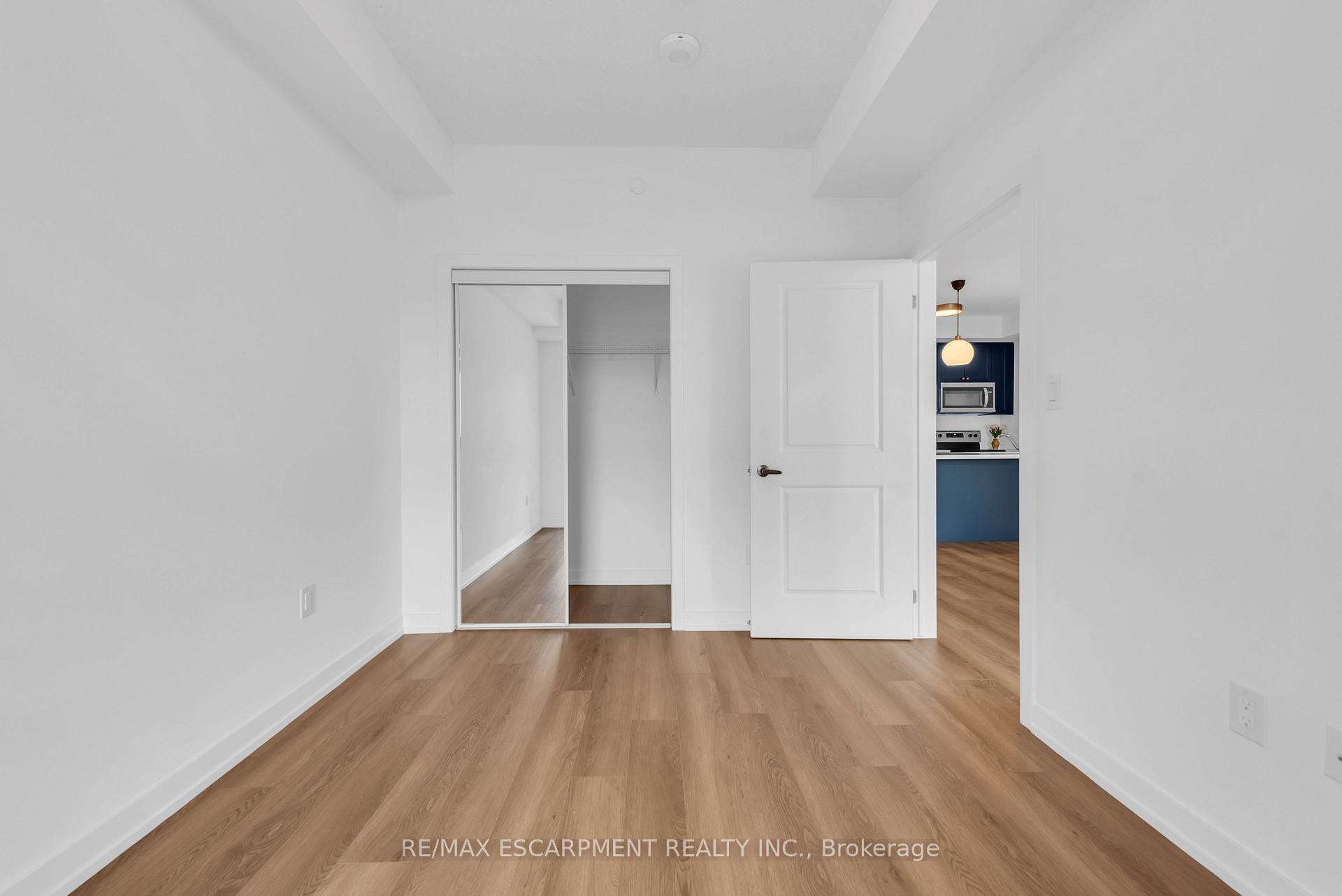 Photo 14 of Unit 904, 470 Dundas Street E, Hamilton, Waterdown — HOMEH