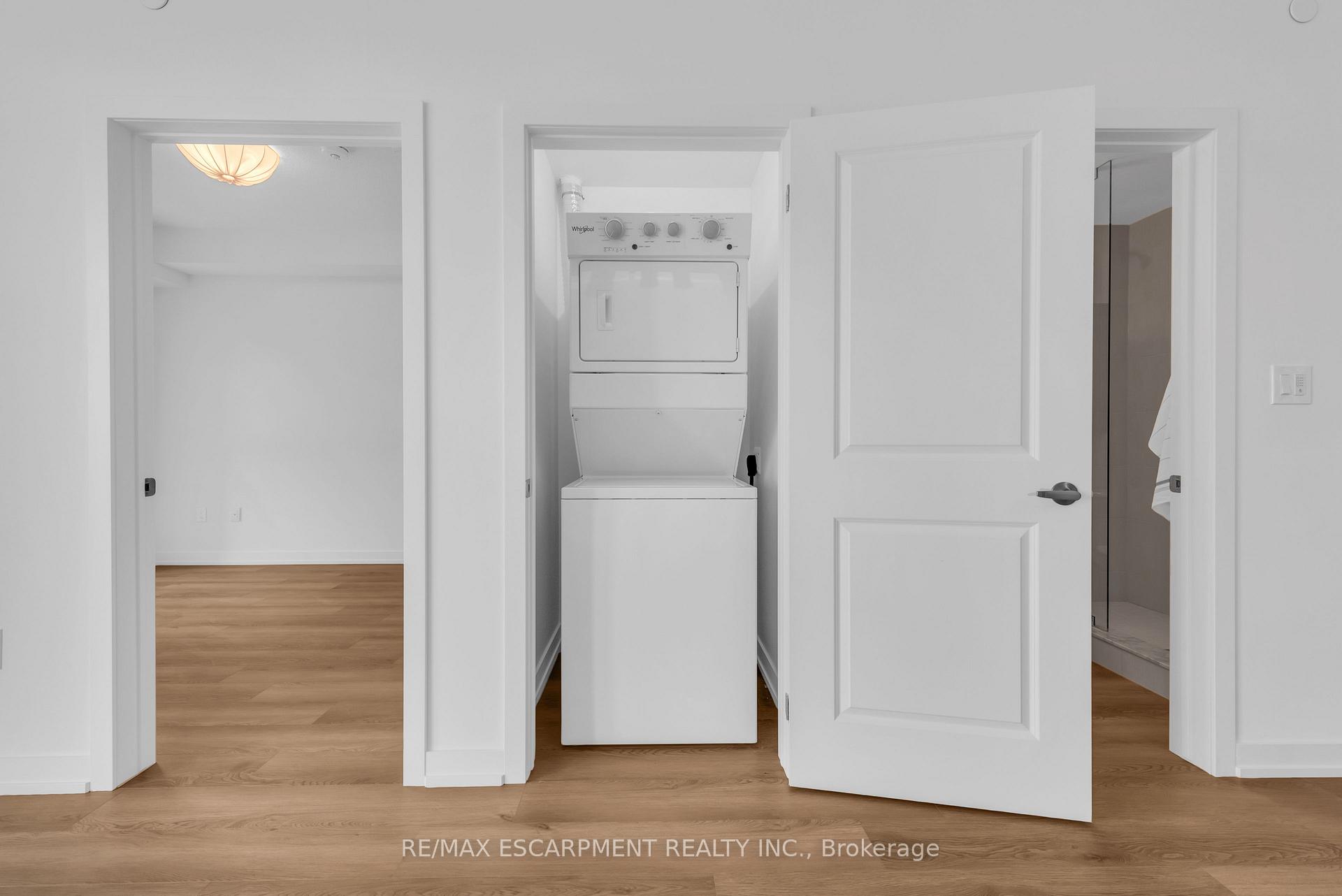 Photo 17 of Unit 904, 470 Dundas Street E, Hamilton, Waterdown — HOMEH