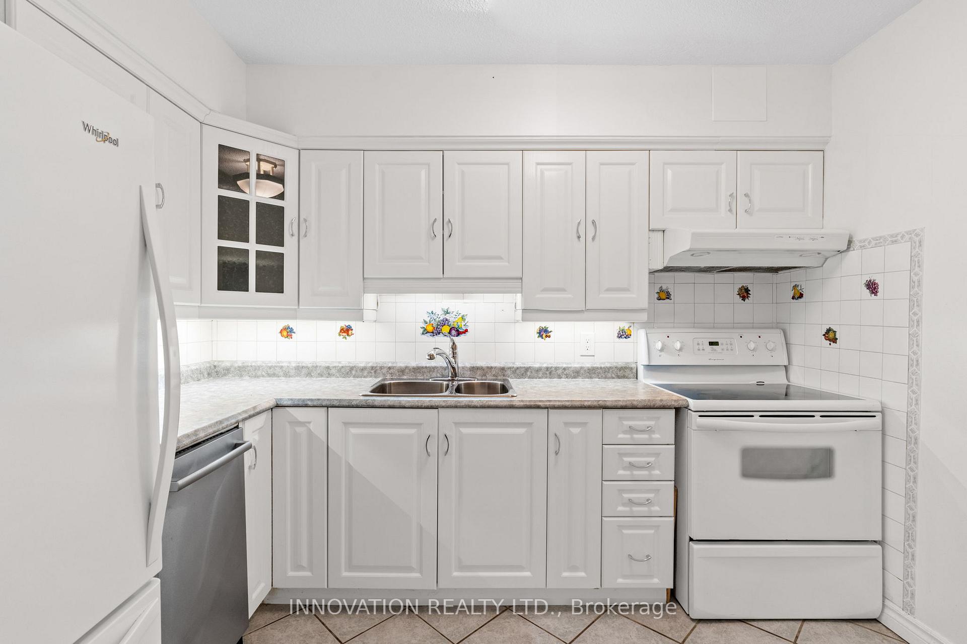 Photo 8 of Unit 206, 158C McArthur Avenue, Ottawa, Vanier — HOMEH