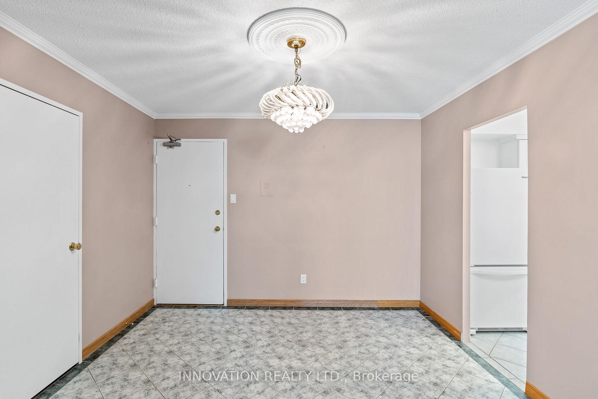 Photo 6 of Unit 206, 158C McArthur Avenue, Ottawa, Vanier — HOMEH