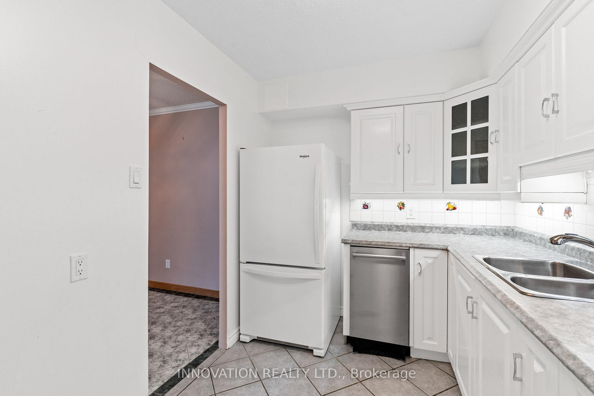 Photo 15 of Unit 206, 158C McArthur Avenue, Ottawa, Vanier — HOMEH
