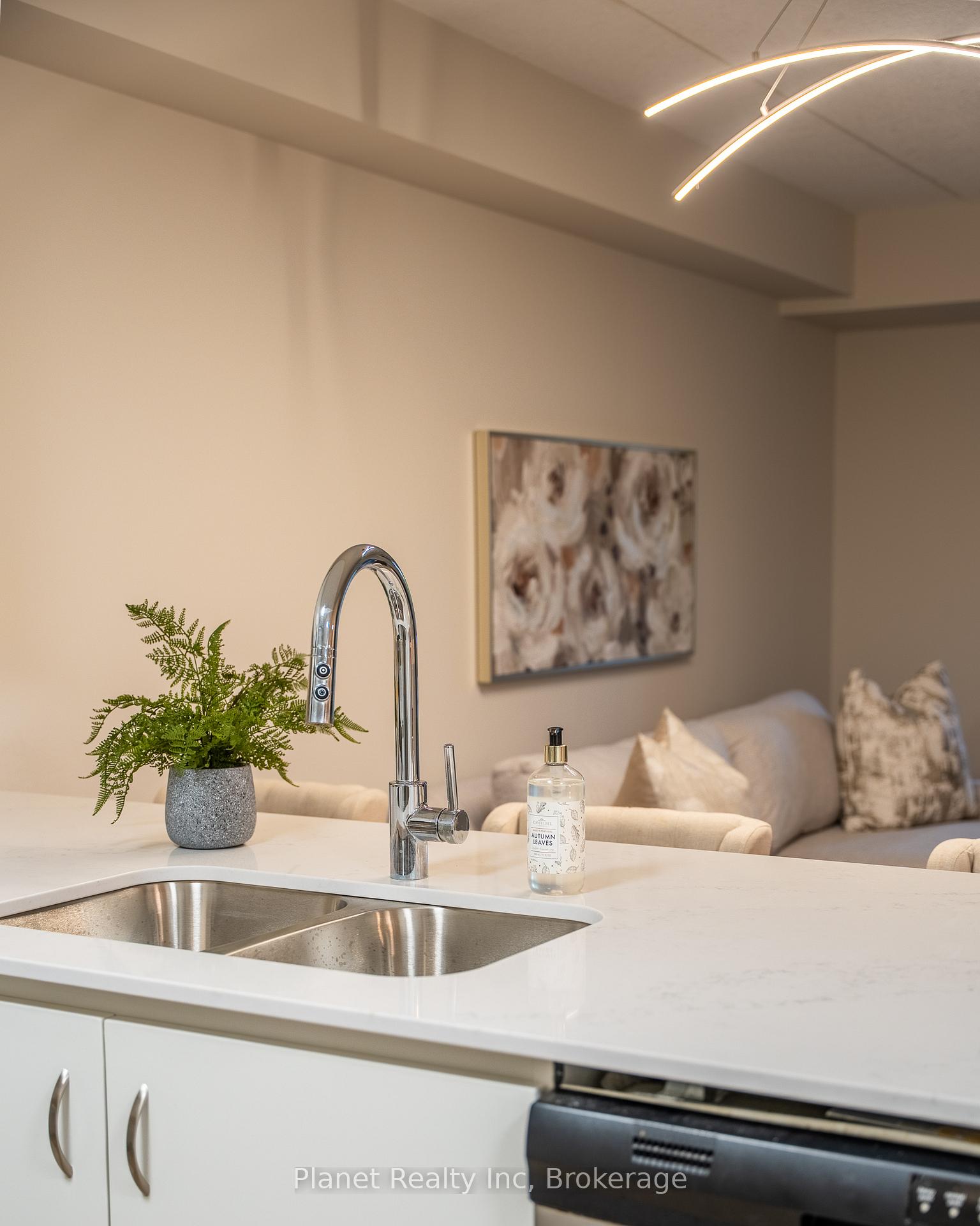 Photo 15 of Unit 110, 39 Goodwin Drive, Guelph, Pineridge/Westminster Woods — HOMEH