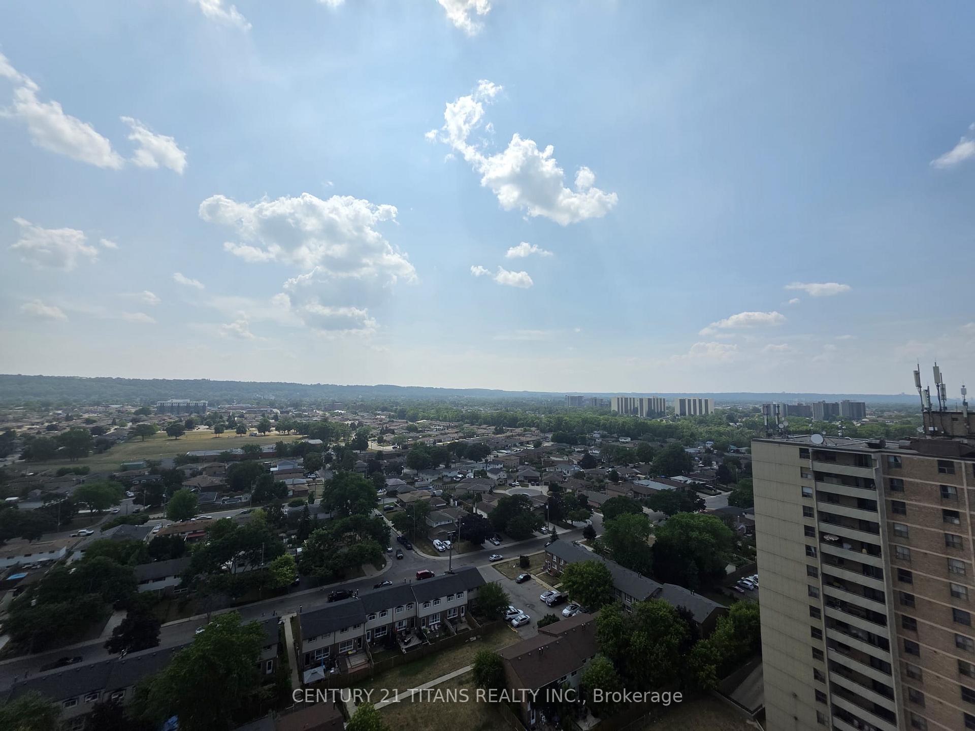 Photo 28 of Unit 1606, 2782 Barton Street E, Hamilton, Riverdale — HOMEH